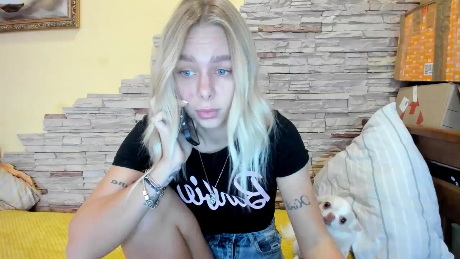 Gallery image thumbnail from YourPupsik's myfreecams stream on, 12/13/2023, 12:39 image 7 of 20