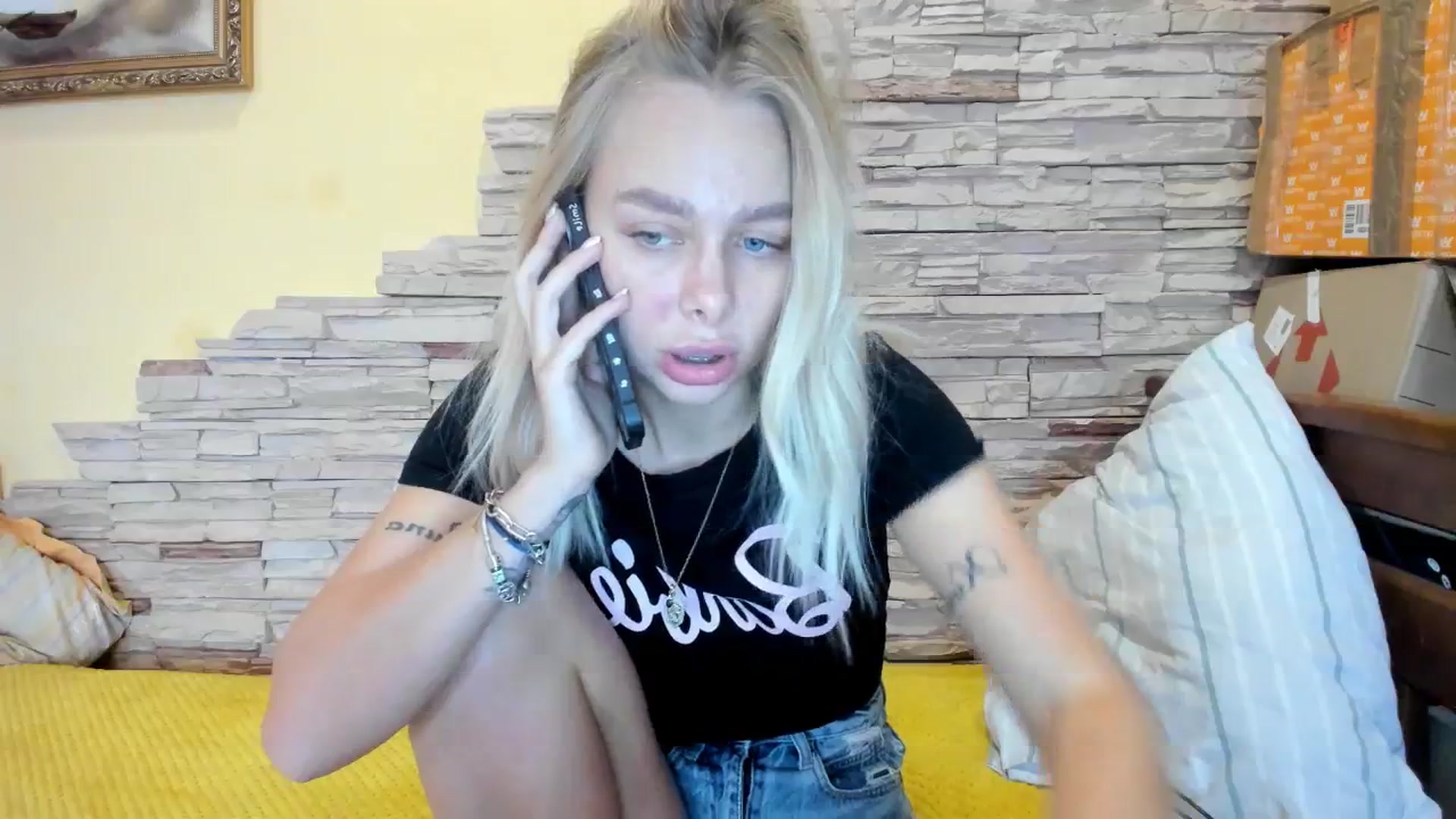 Gallery image thumbnail from YourPupsik's myfreecams stream on, 12/13/2023, 12:39 image 13 of 20