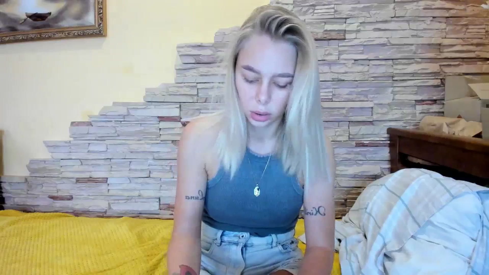 Gallery image thumbnail from YourPupsik's myfreecams stream on, 12/17/2023, 12:42 image 3 of 20