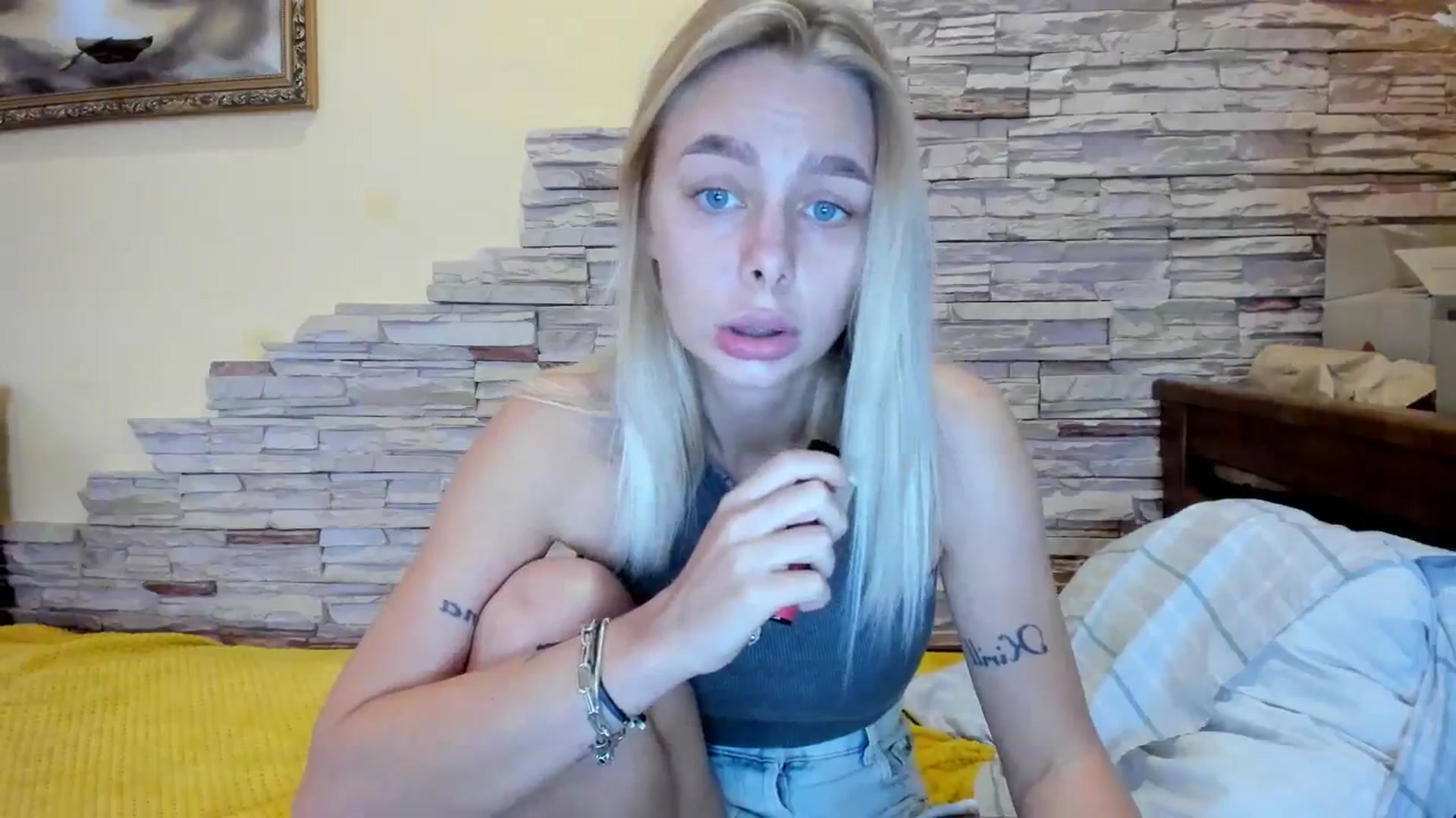 Gallery image thumbnail from YourPupsik's myfreecams stream on, 12/17/2023, 12:42 image 15 of 20