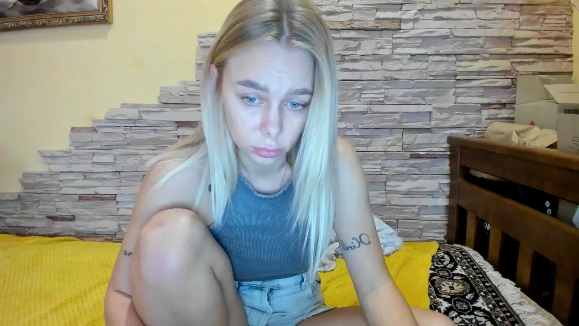 Gallery image thumbnail from YourPupsik's myfreecams stream on, 12/17/2023, 13:44 image 12 of 20