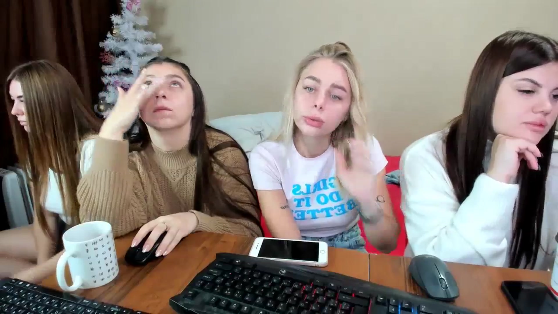 Gallery image thumbnail from YourPupsik's myfreecams stream on, 12/29/2023, 09:53 image 4 of 20