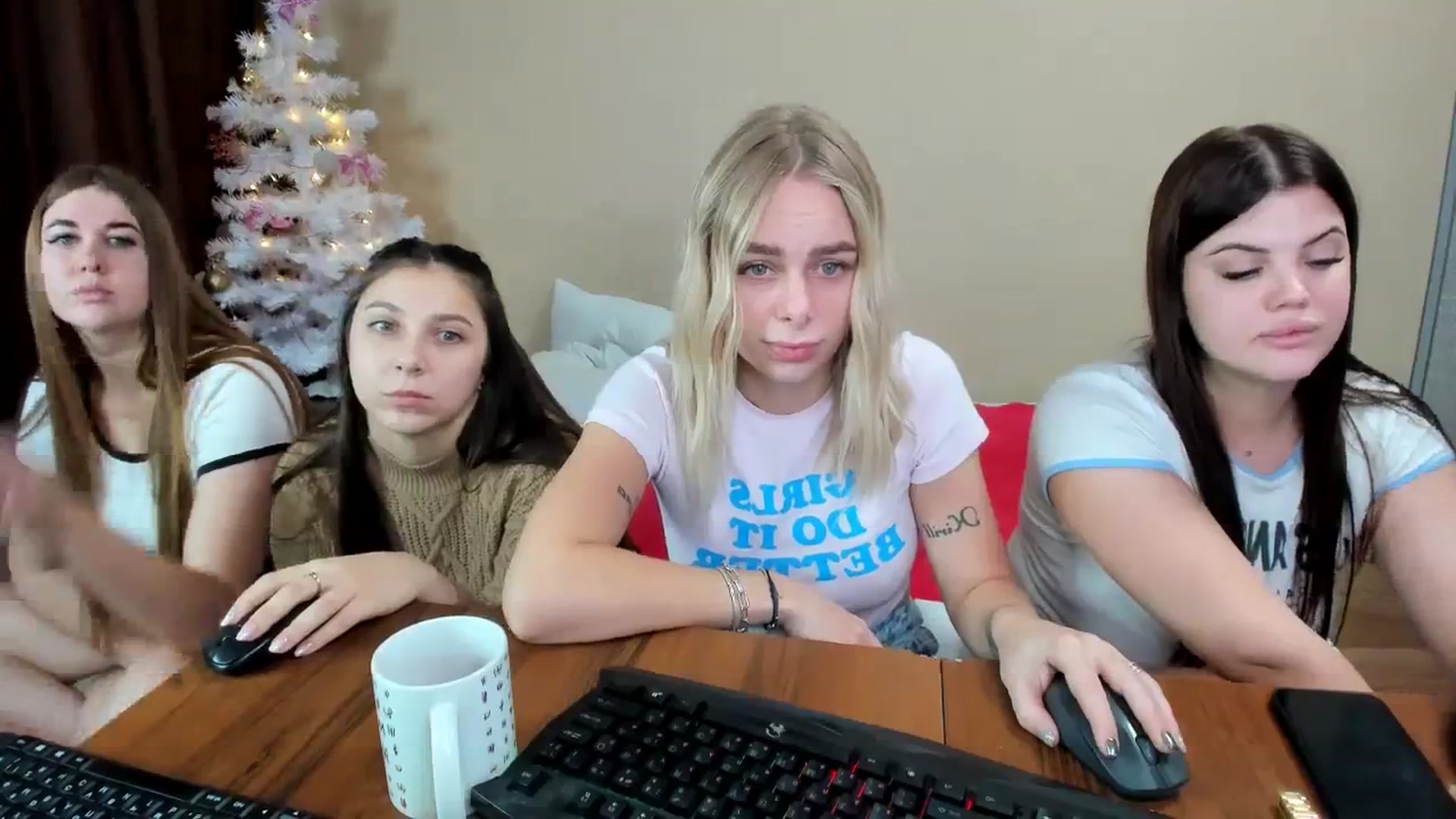 Gallery image thumbnail from YourPupsik's myfreecams stream on, 12/29/2023, 11:42 image 8 of 20