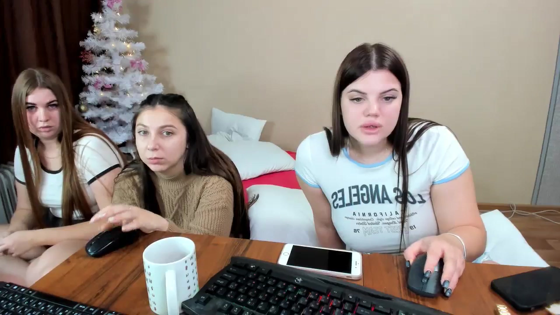 Gallery image thumbnail from YourPupsik's myfreecams stream on, 12/29/2023, 11:42 image 4 of 20