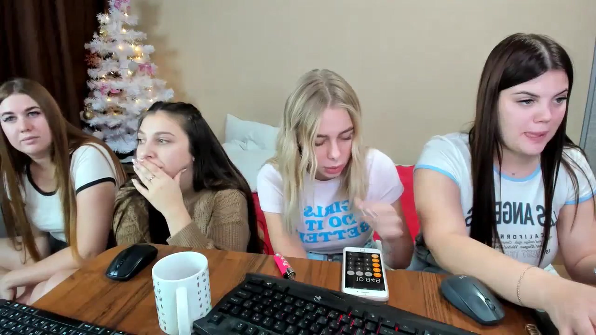Gallery image thumbnail from YourPupsik's myfreecams stream on, 12/29/2023, 11:42 image 6 of 20