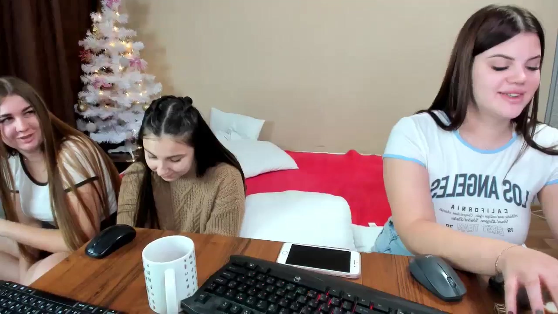 Gallery image thumbnail from YourPupsik's myfreecams stream on, 12/29/2023, 11:42 image 3 of 20