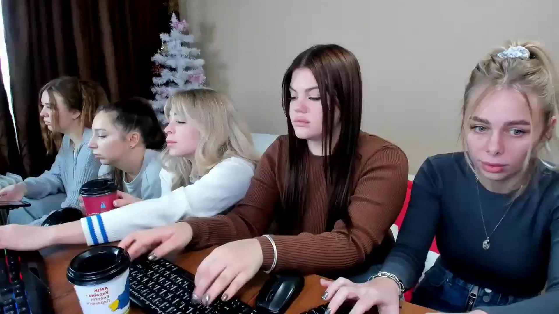 Gallery image thumbnail from YourPupsik's myfreecams stream on, 01/02/2024, 09:00 image 1 of 20