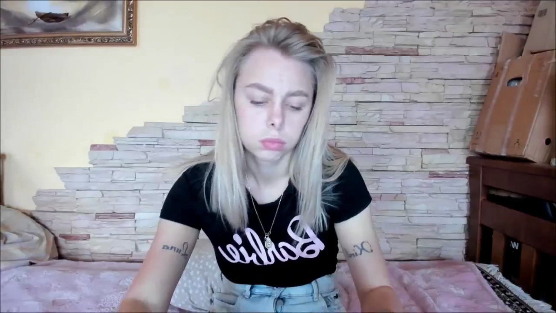 Gallery image thumbnail from YourPupsik's myfreecams stream on, 02/09/2024, 13:25 image 19 of 20