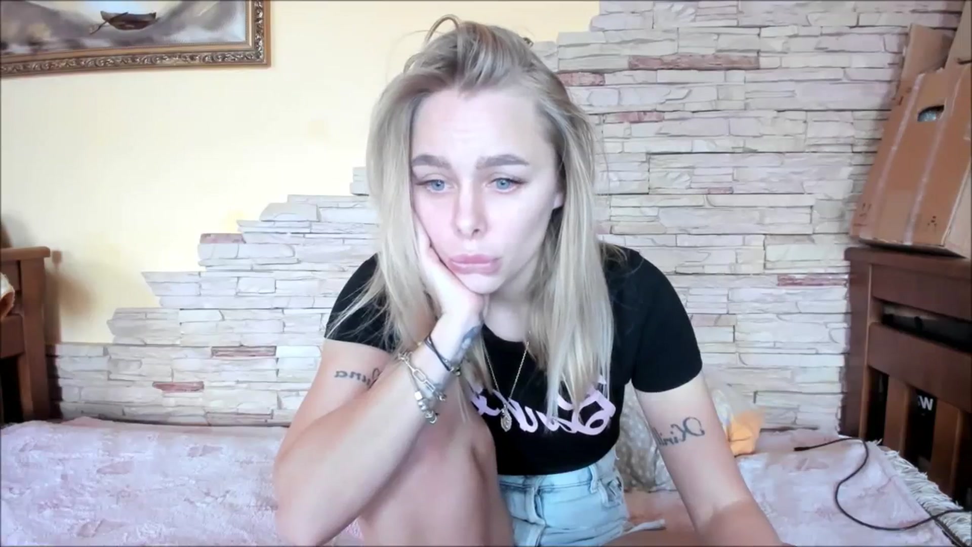 Gallery image thumbnail from YourPupsik's myfreecams stream on, 02/12/2024, 12:30 image 9 of 20