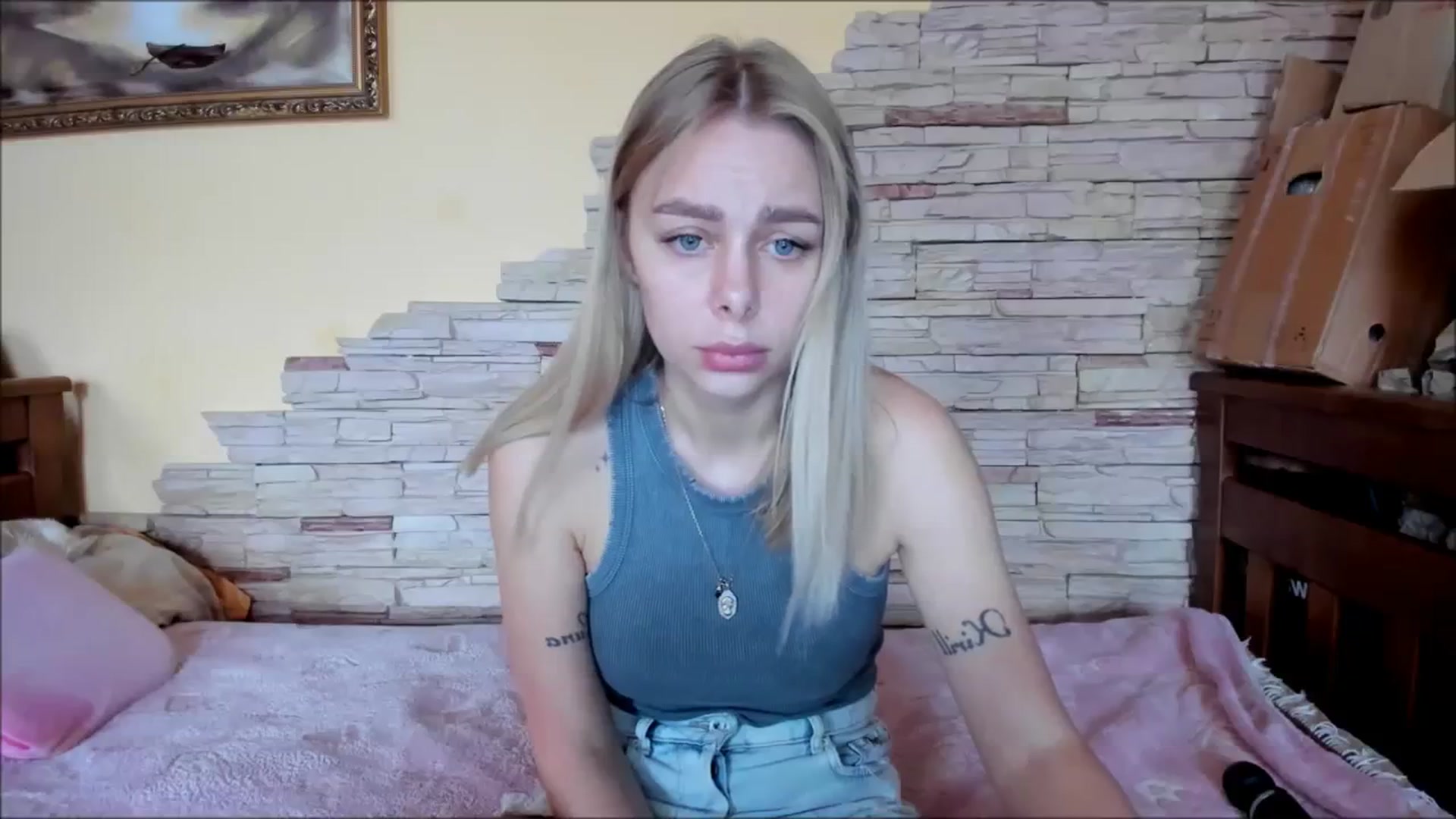 Gallery image thumbnail from YourPupsik's myfreecams stream on, 02/19/2024, 08:39 image 13 of 20