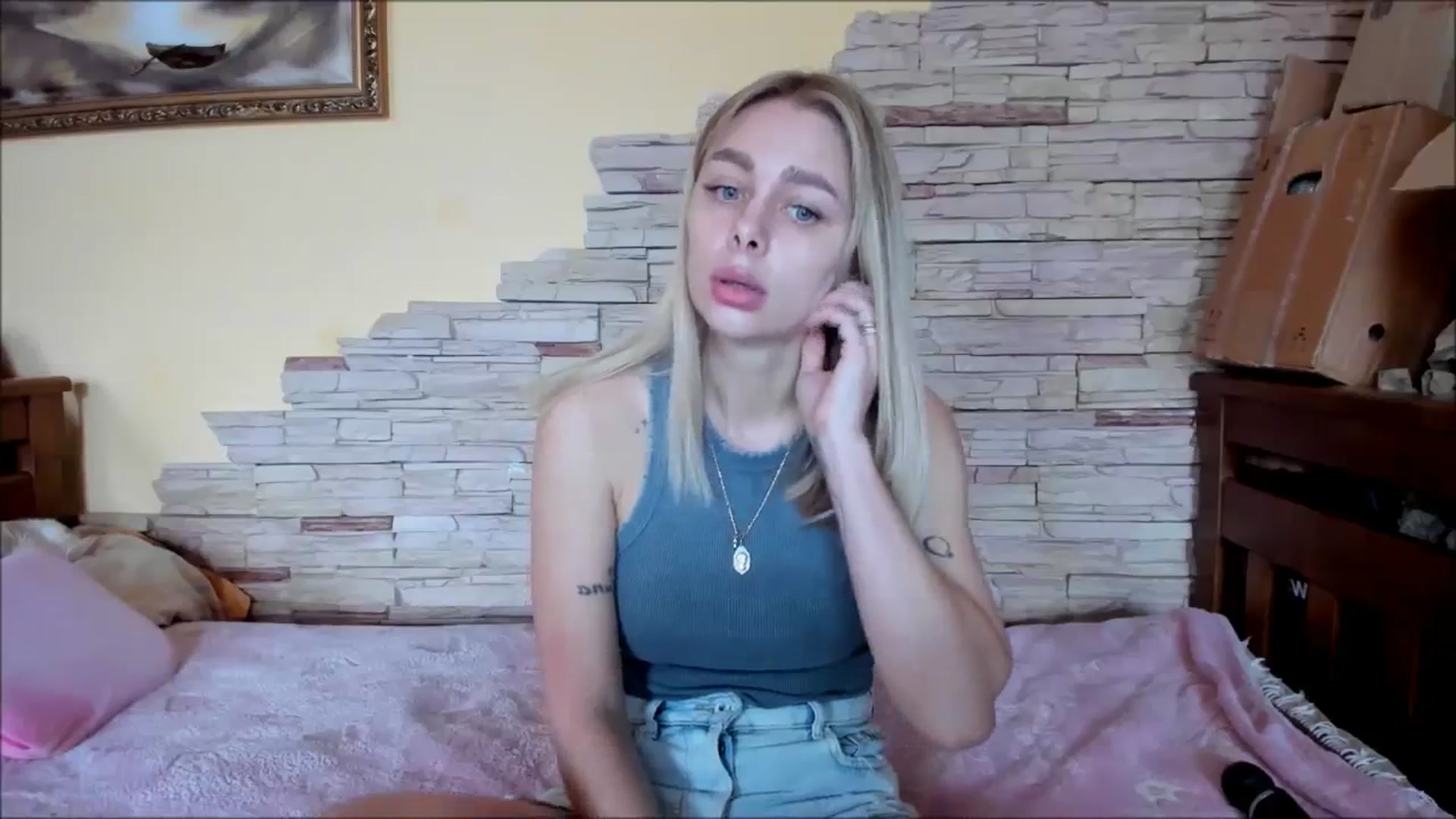 Gallery image thumbnail from YourPupsik's myfreecams stream on, 02/19/2024, 08:39 image 14 of 20