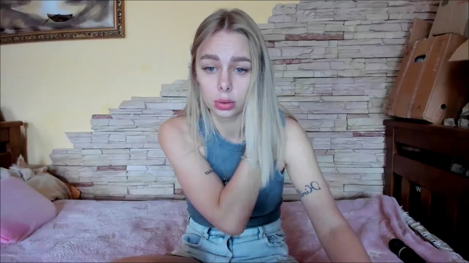 Gallery image thumbnail from YourPupsik's myfreecams stream on, 02/19/2024, 08:39 image 3 of 20