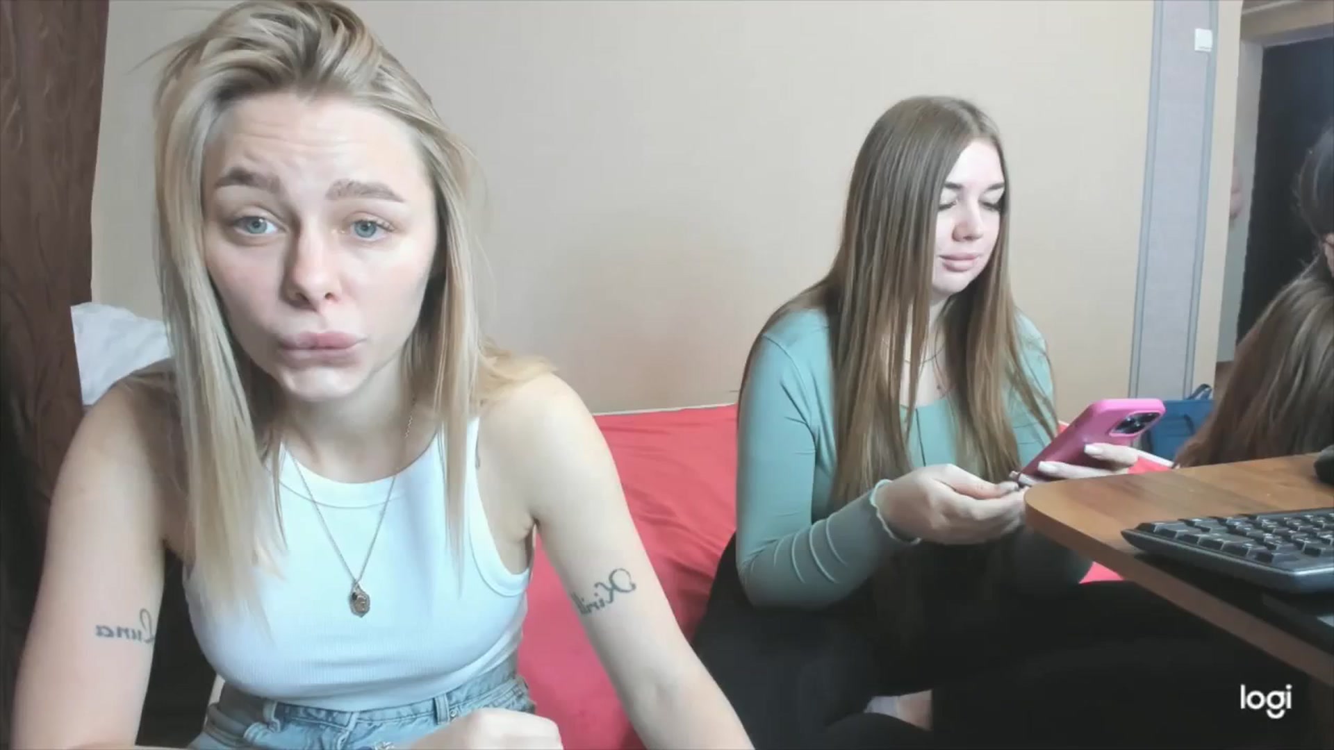Gallery image thumbnail from YourPupsik's myfreecams stream on, 03/13/2024, 10:20 image 11 of 20