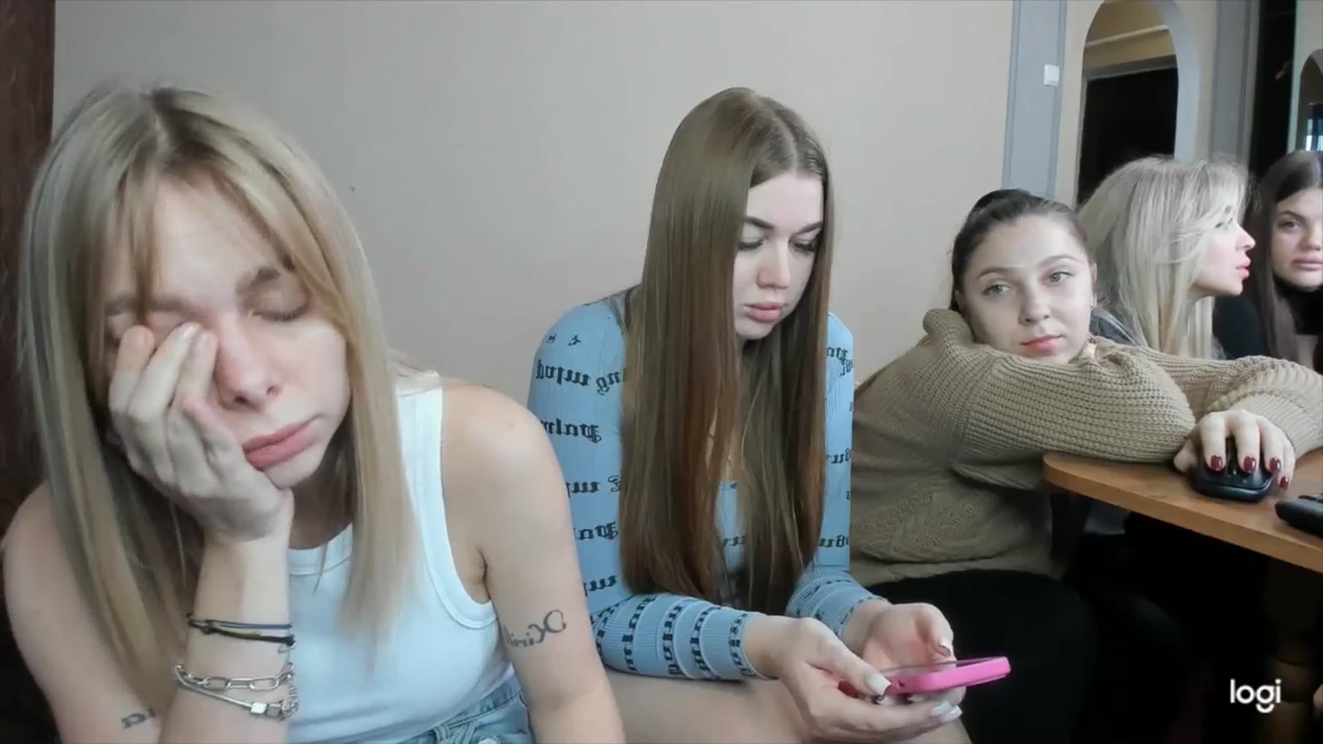 Gallery image thumbnail from YourPupsik's myfreecams stream on, 03/15/2024, 12:07 image 13 of 20