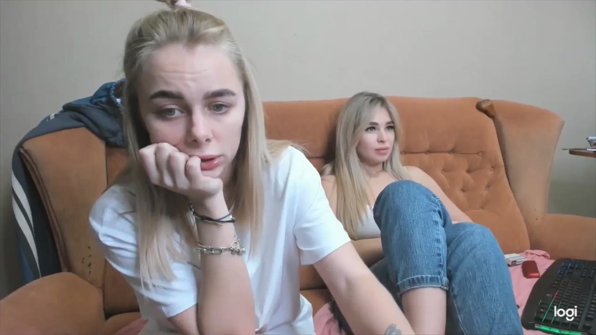 Gallery image thumbnail from YourPupsik's myfreecams stream on, 03/16/2024, 13:00 image 19 of 20