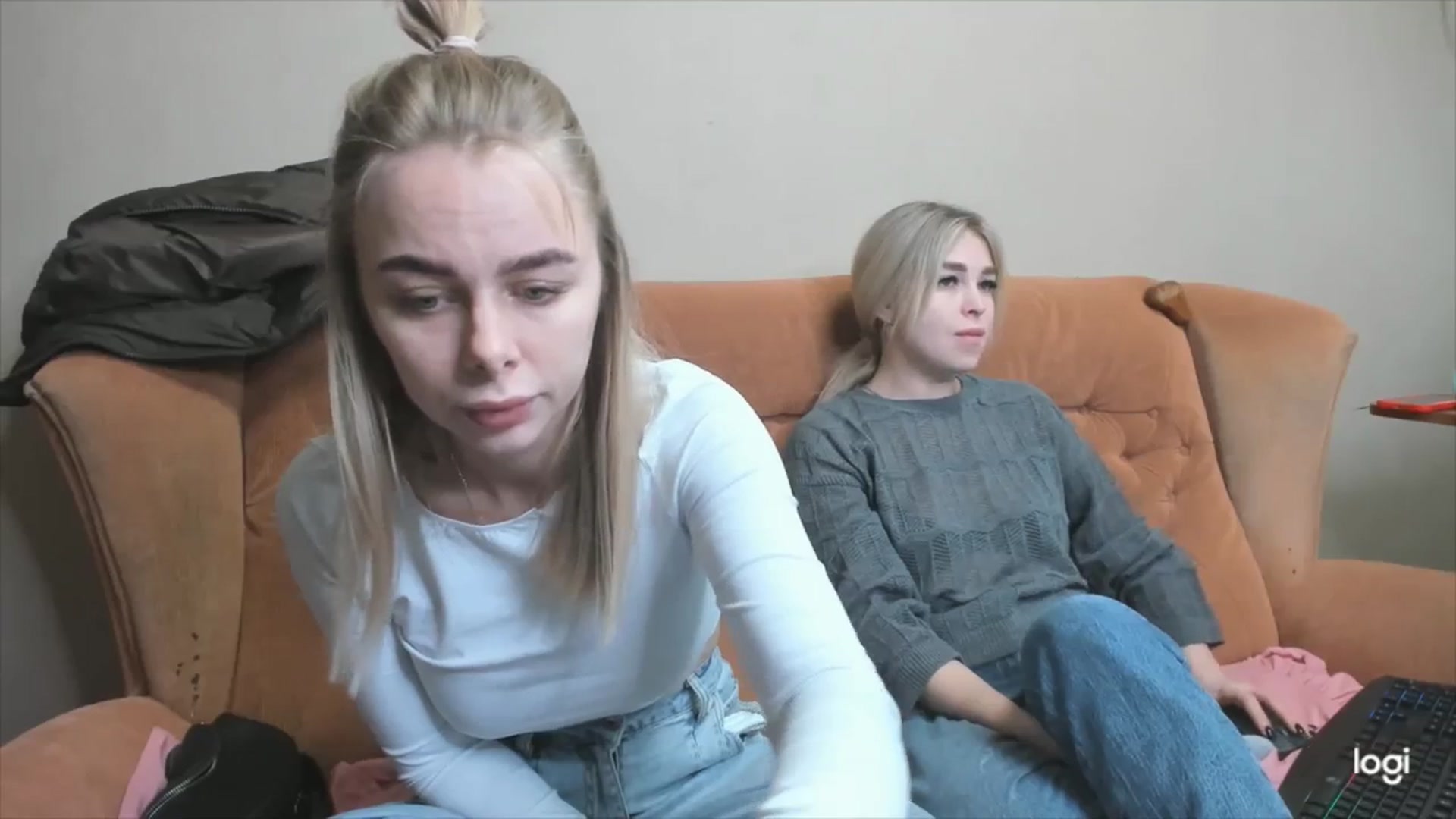 Gallery image thumbnail from YourPupsik's myfreecams stream on, 03/17/2024, 09:42 image 11 of 20