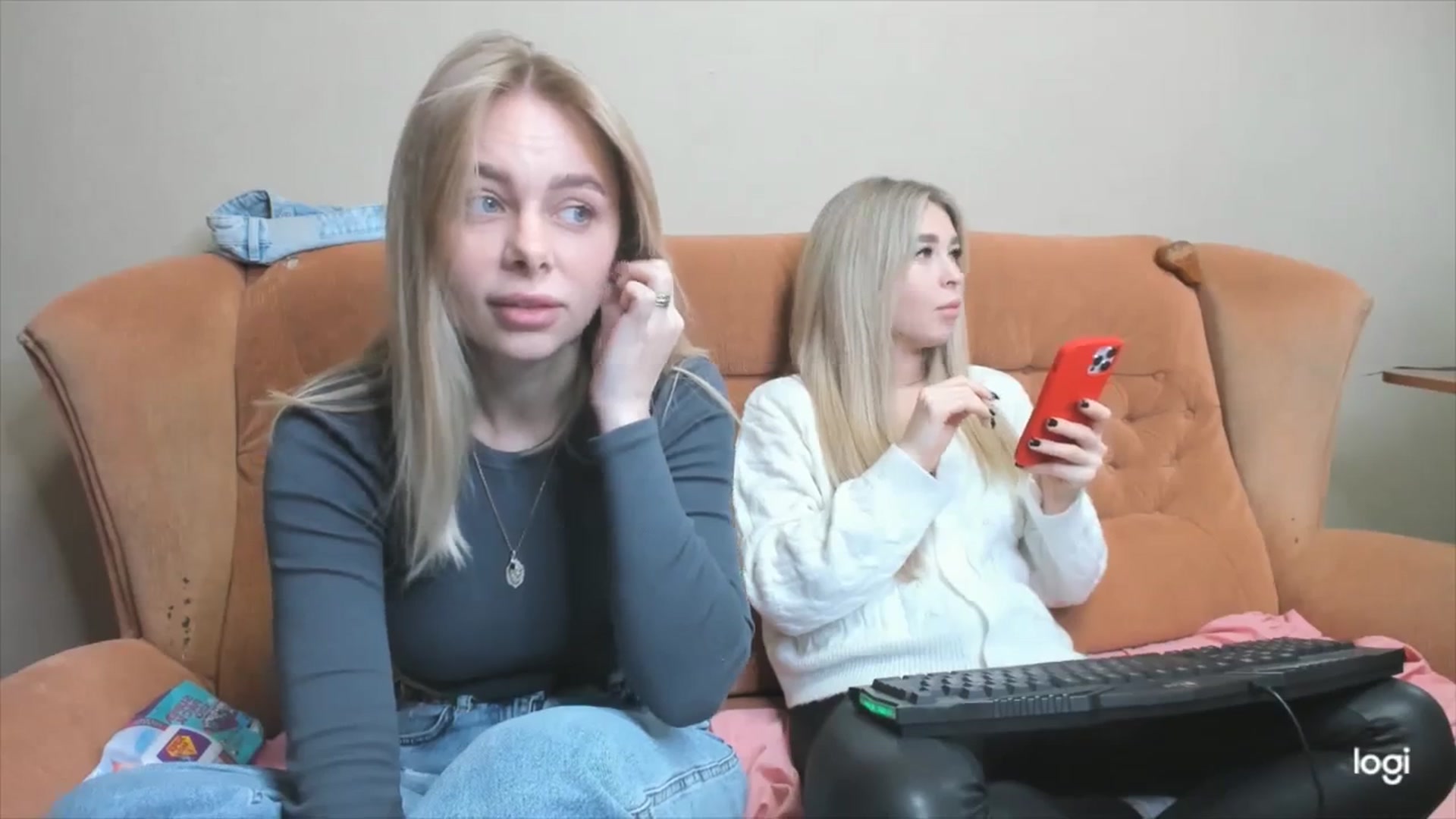 Gallery image thumbnail from YourPupsik's myfreecams stream on, 03/18/2024, 10:21 image 7 of 20