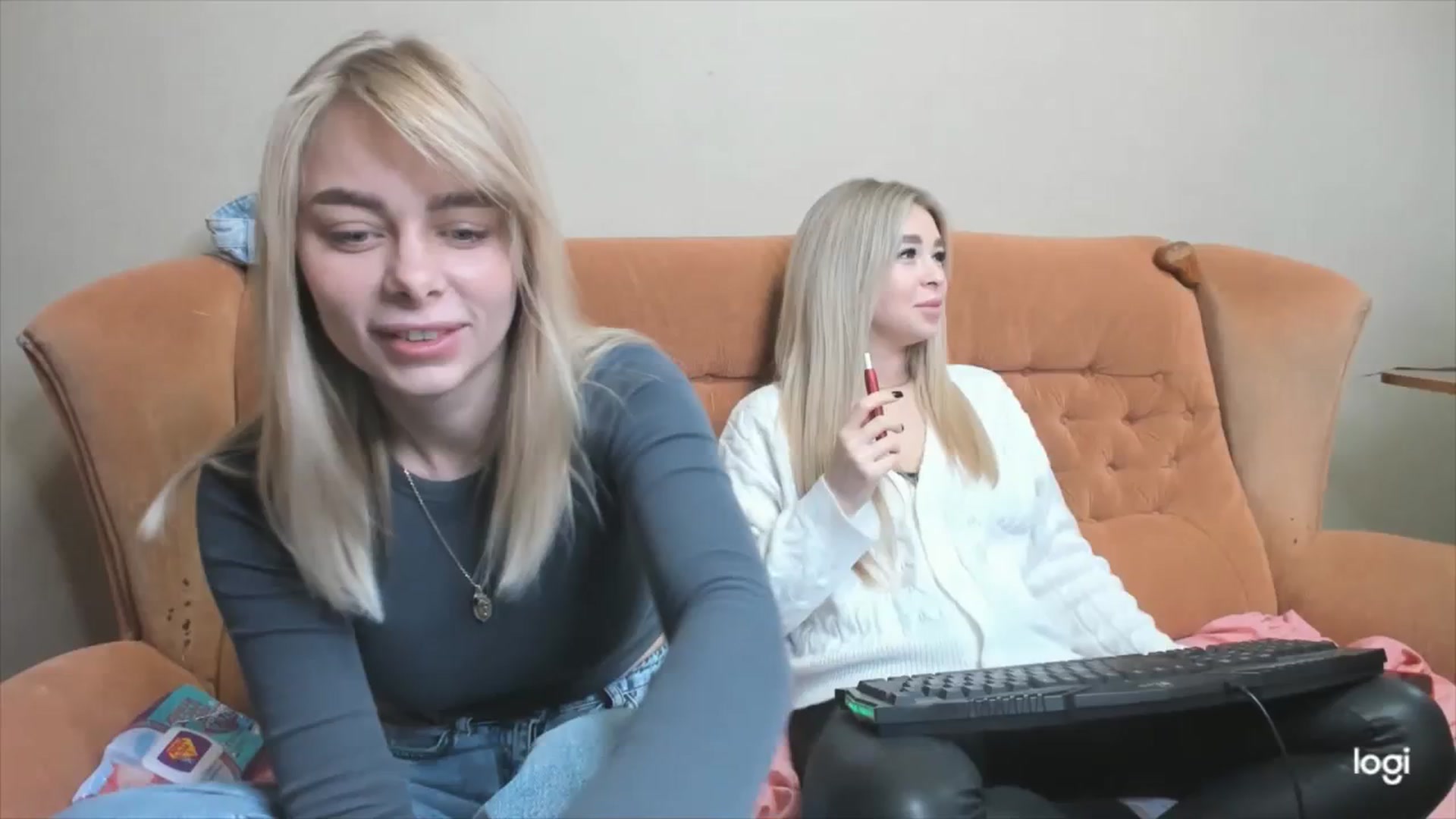 Gallery image thumbnail from YourPupsik's myfreecams stream on, 03/18/2024, 10:21 image 9 of 20