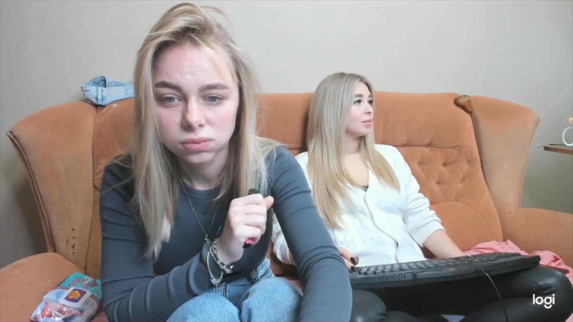 Gallery image thumbnail from YourPupsik's myfreecams stream on, 03/18/2024, 10:21 image 14 of 20