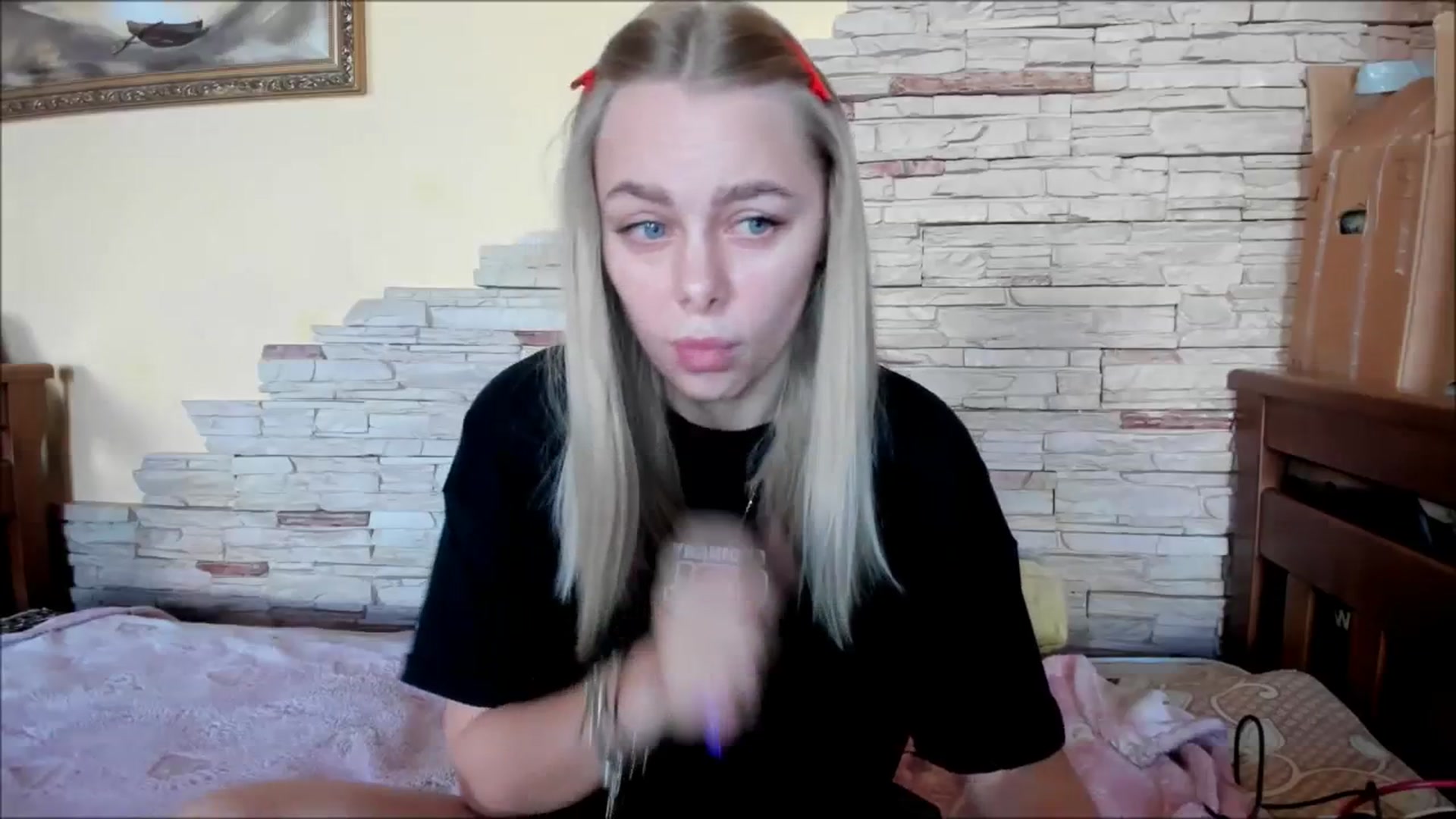 Gallery image thumbnail from YourPupsik's myfreecams stream on, 03/22/2024, 11:53 image 9 of 20