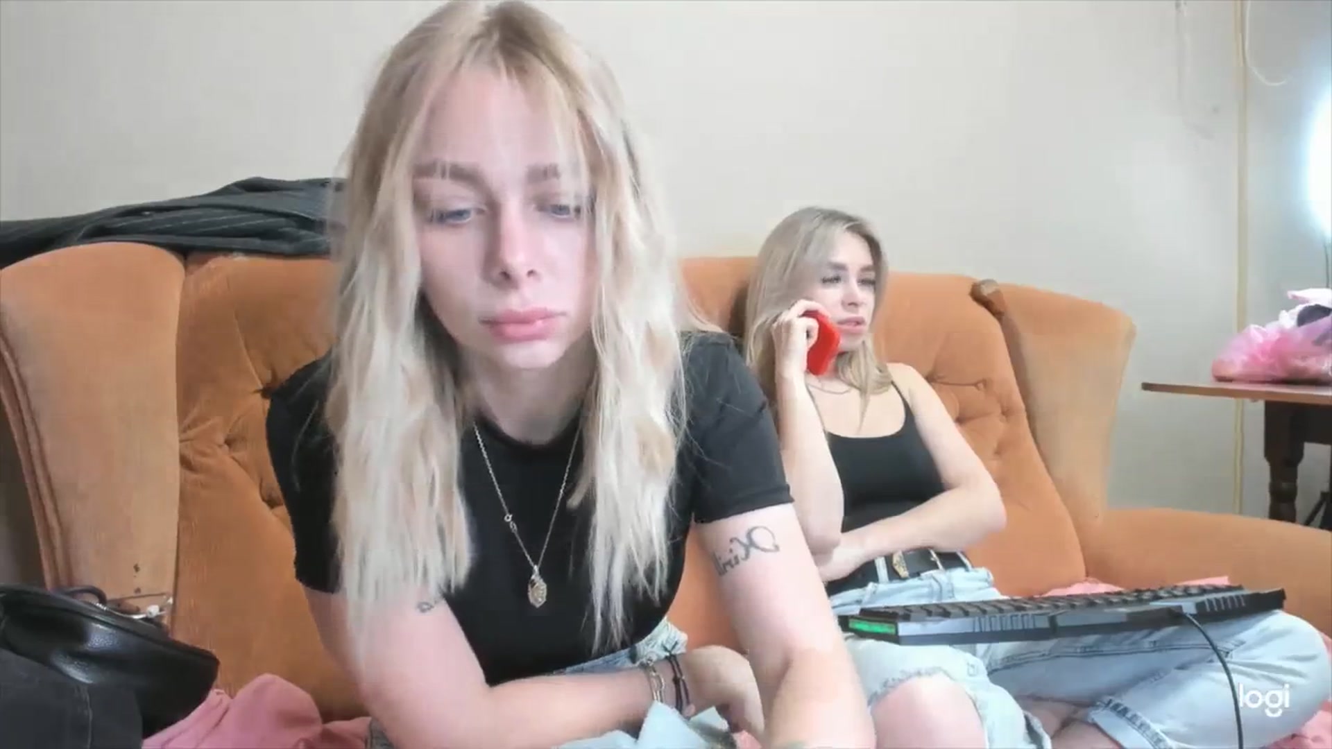 Gallery image thumbnail from YourPupsik's myfreecams stream on, 04/08/2024, 10:30 image 18 of 20