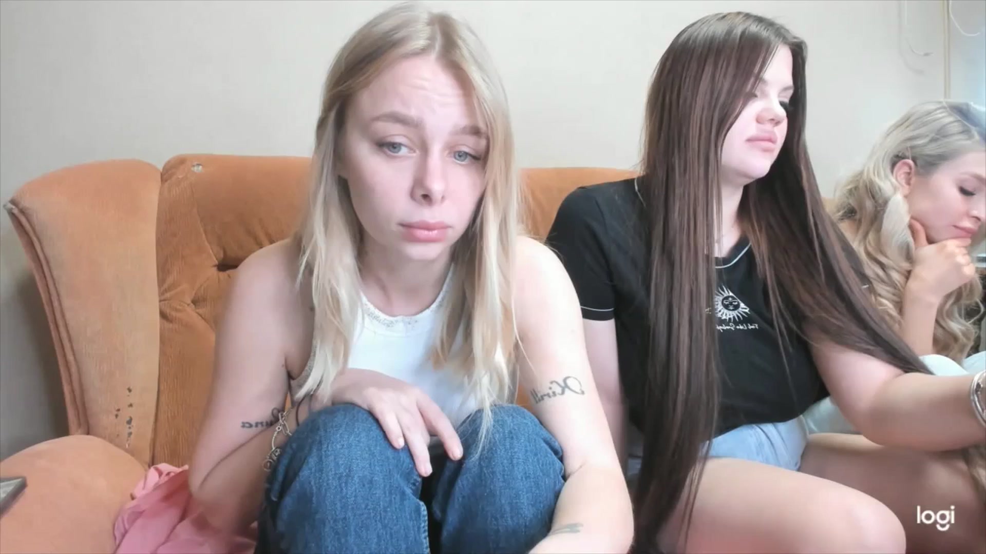 Gallery image thumbnail from YourPupsik's myfreecams stream on, 04/10/2024, 11:57 image 16 of 20
