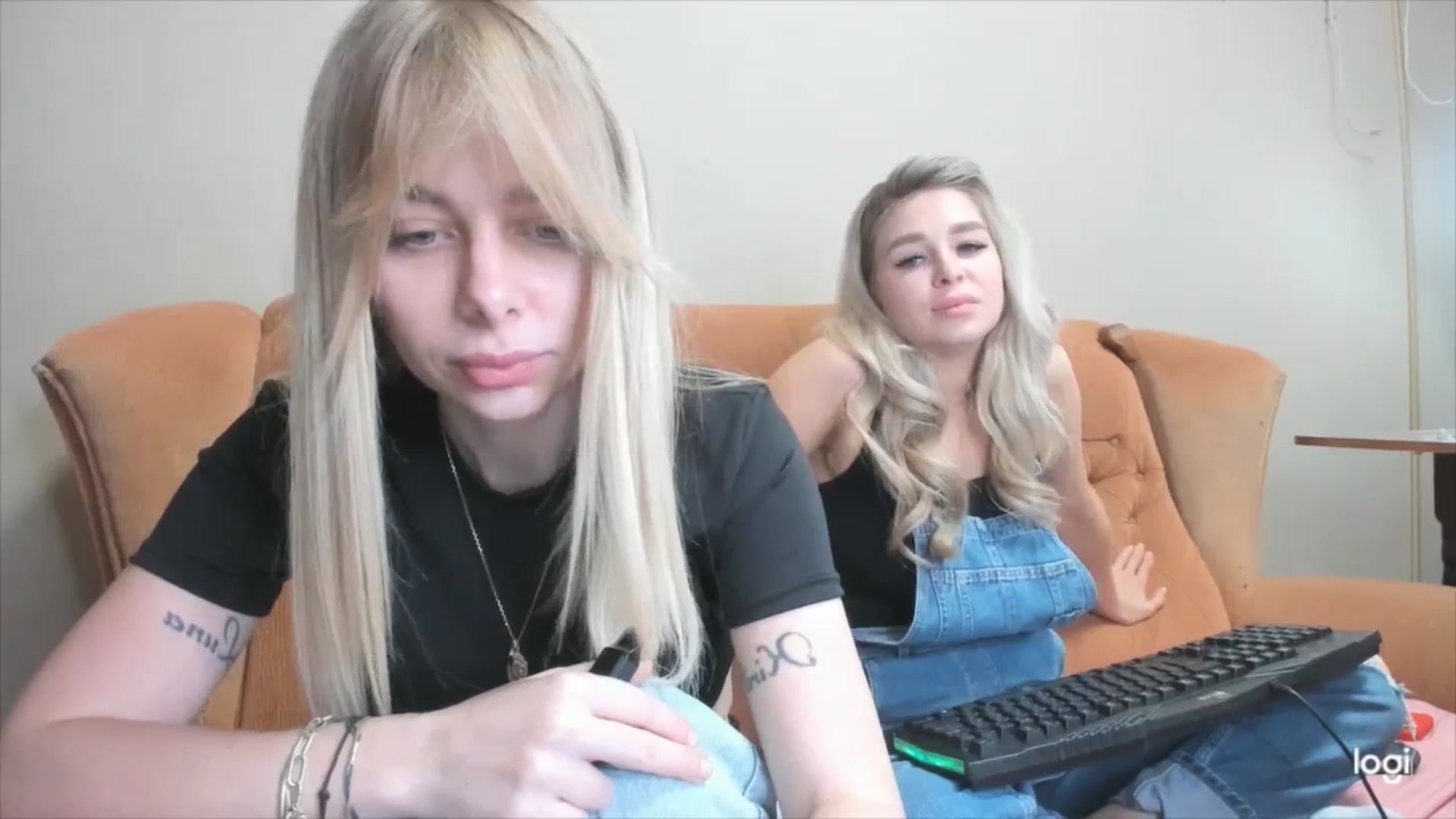Gallery image thumbnail from YourPupsik's myfreecams stream on, 04/11/2024, 11:18 image 13 of 20