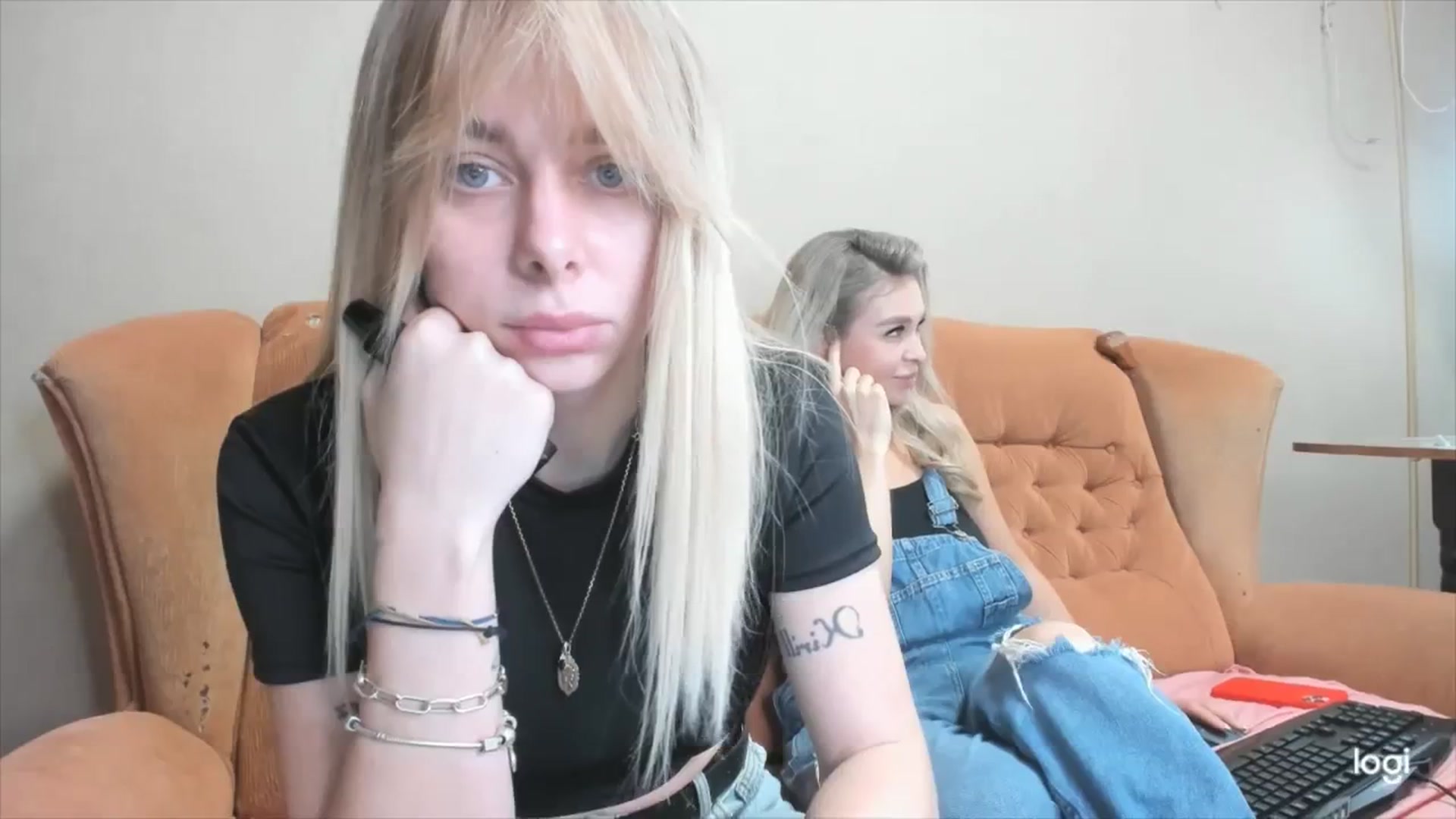 Gallery image thumbnail from YourPupsik's myfreecams stream on, 04/11/2024, 11:18 image 9 of 20