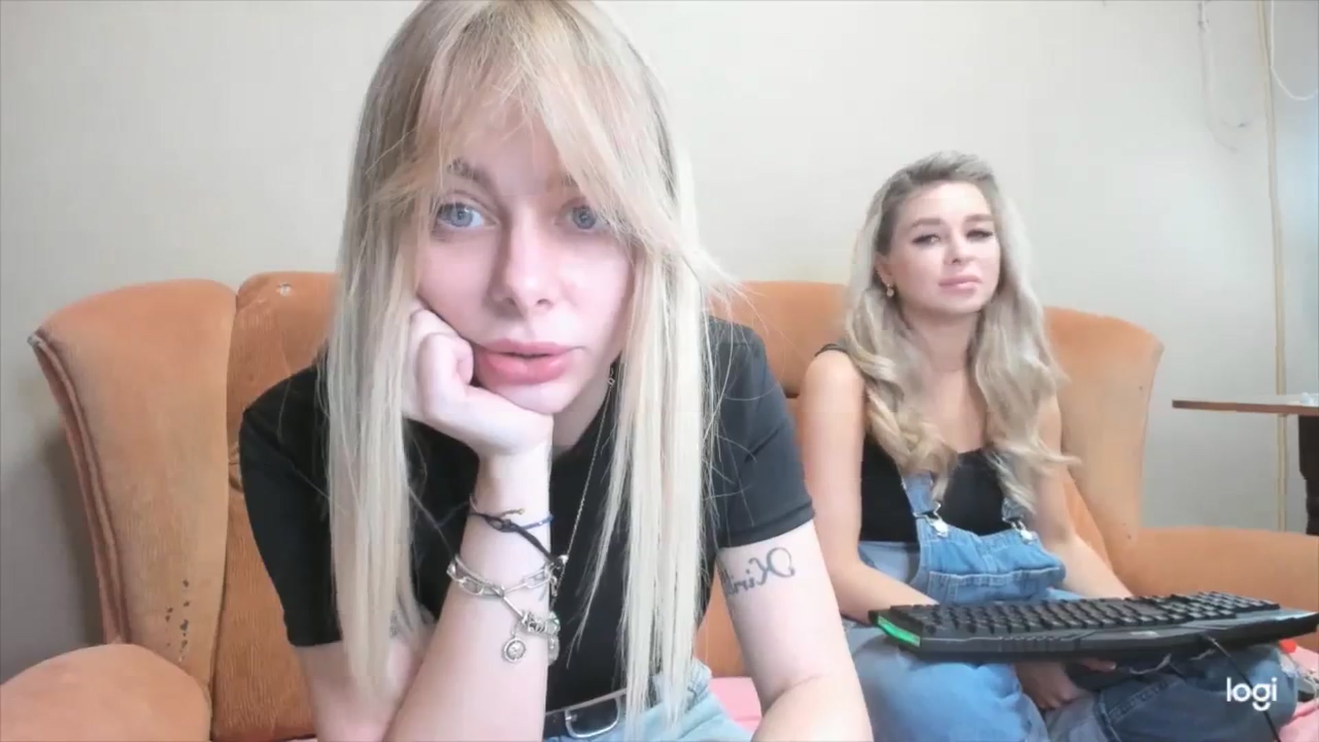 Gallery image thumbnail from YourPupsik's myfreecams stream on, 04/11/2024, 11:18 image 5 of 20