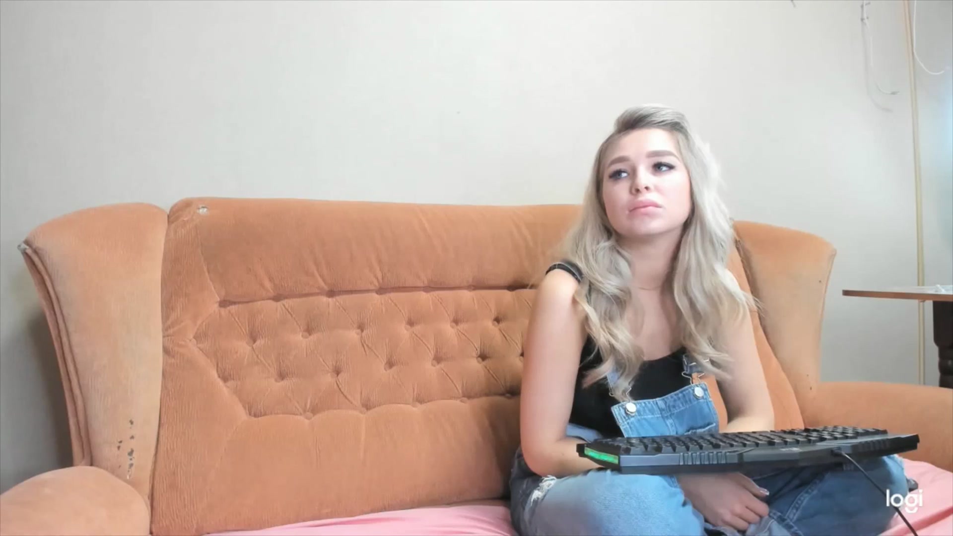Gallery image thumbnail from YourPupsik's myfreecams stream on, 04/11/2024, 11:18 image 10 of 20