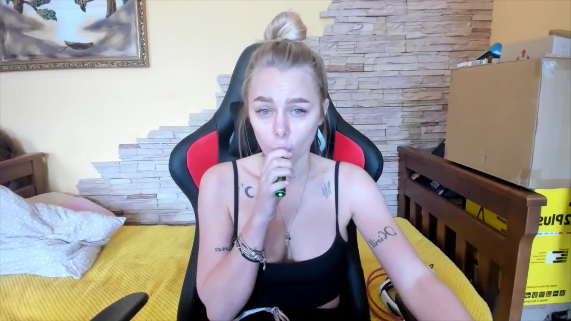 Gallery image thumbnail from YourPupsik's myfreecams stream on, 04/23/2024, 11:33 image 5 of 20