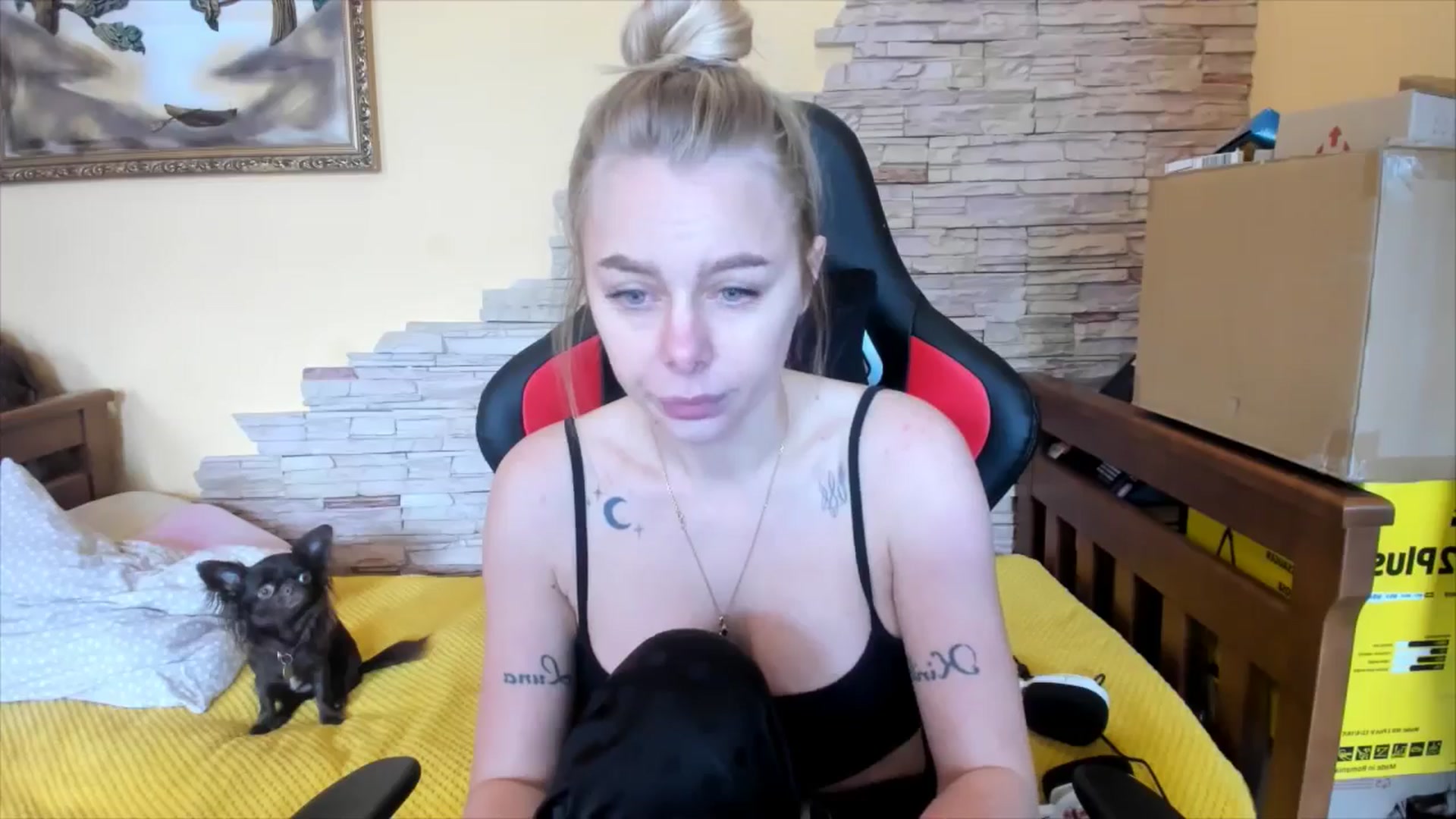 Gallery image thumbnail from YourPupsik's myfreecams stream on, 04/23/2024, 11:33 image 9 of 20