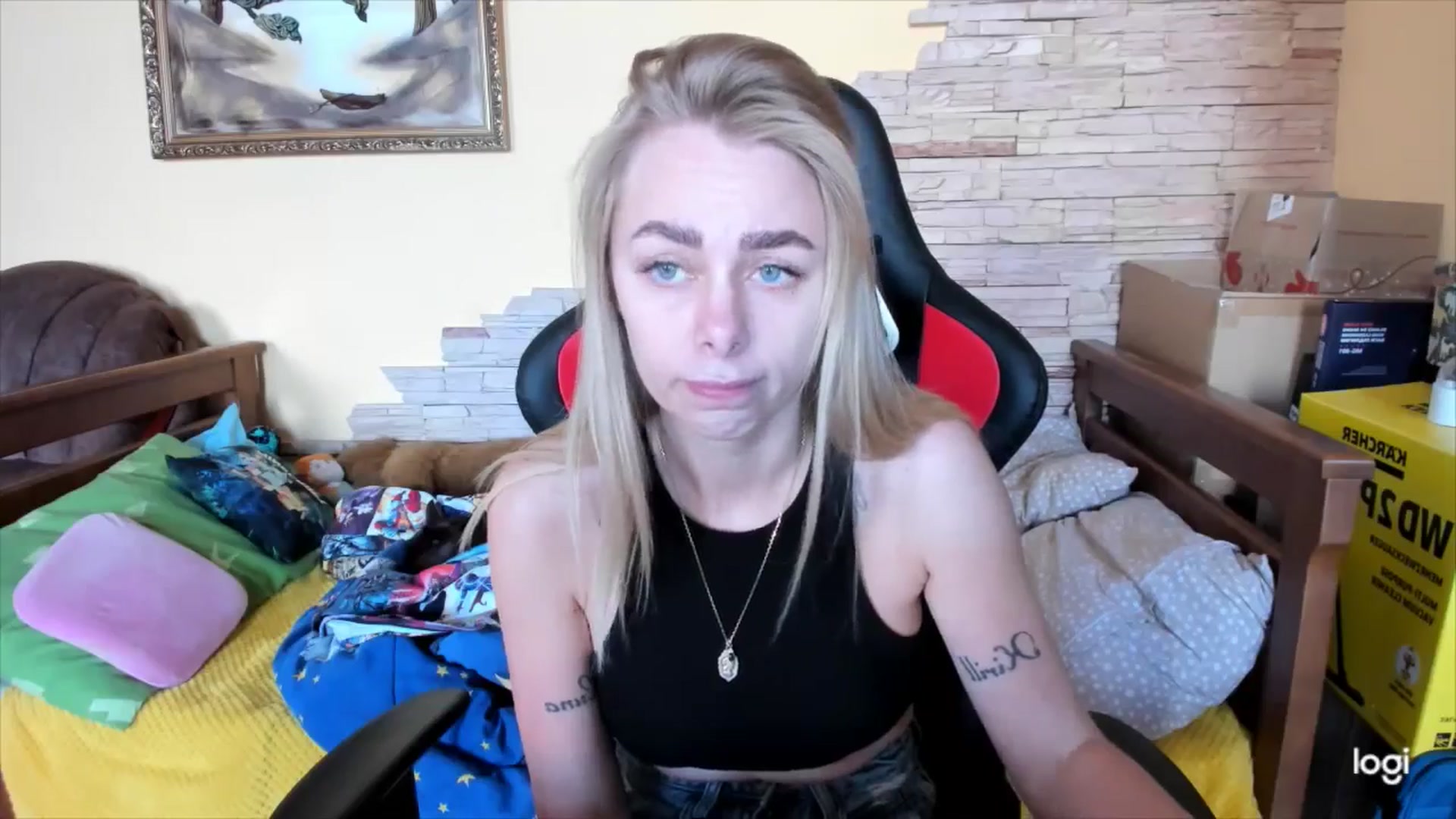 Gallery image thumbnail from YourPupsik's myfreecams stream on, 05/03/2024, 09:23 image 4 of 20
