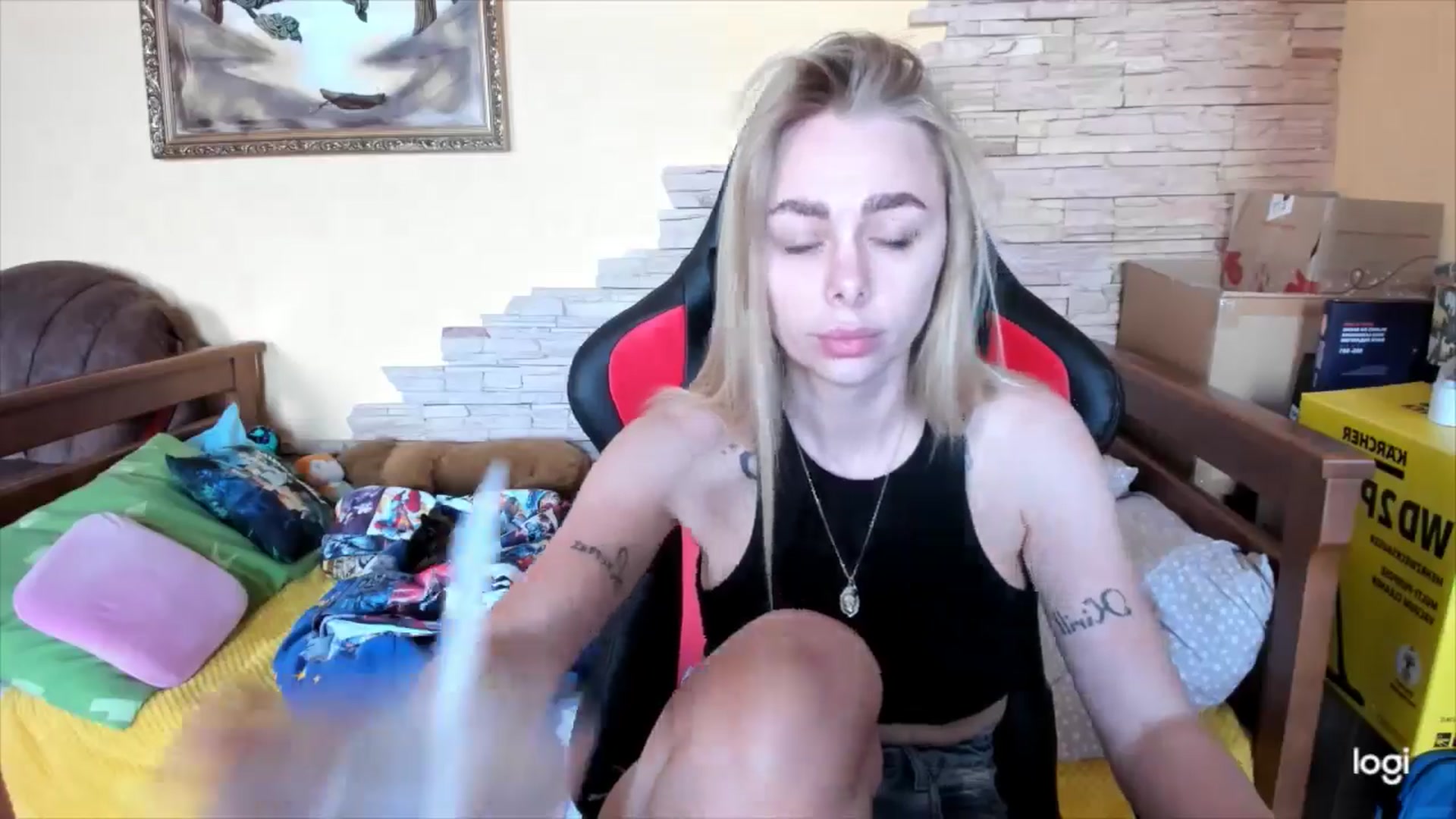 Gallery image thumbnail from YourPupsik's myfreecams stream on, 05/03/2024, 09:23 image 8 of 20