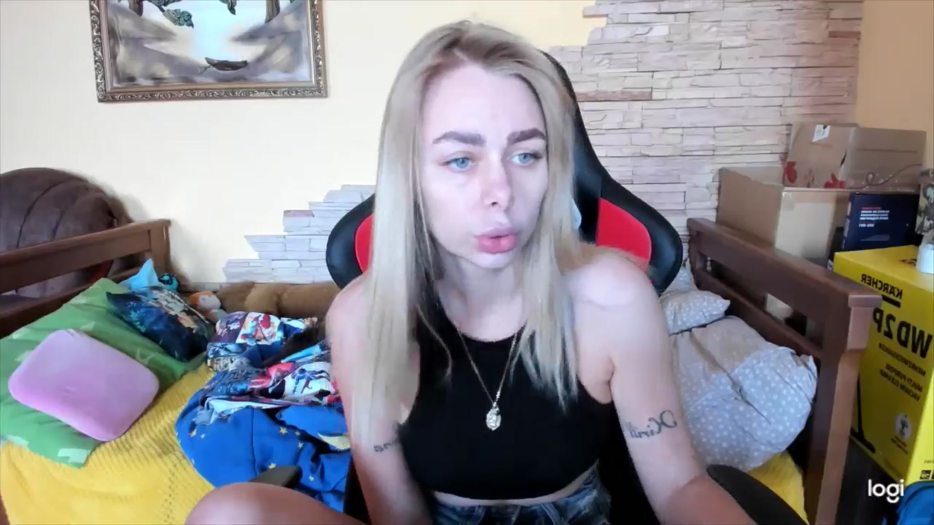 Gallery image thumbnail from YourPupsik's myfreecams stream on, 05/03/2024, 09:23 image 14 of 20