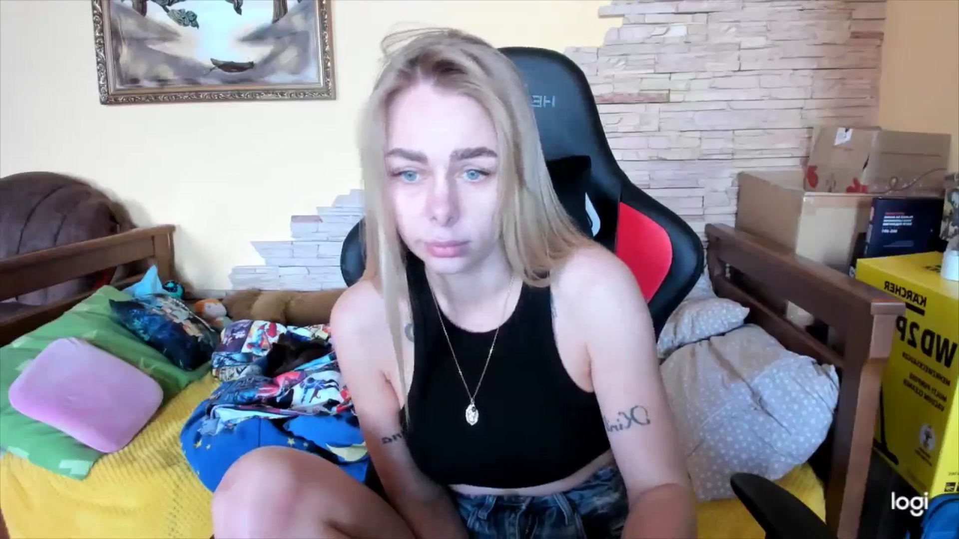 Gallery image thumbnail from YourPupsik's myfreecams stream on, 05/03/2024, 09:23 image 7 of 20