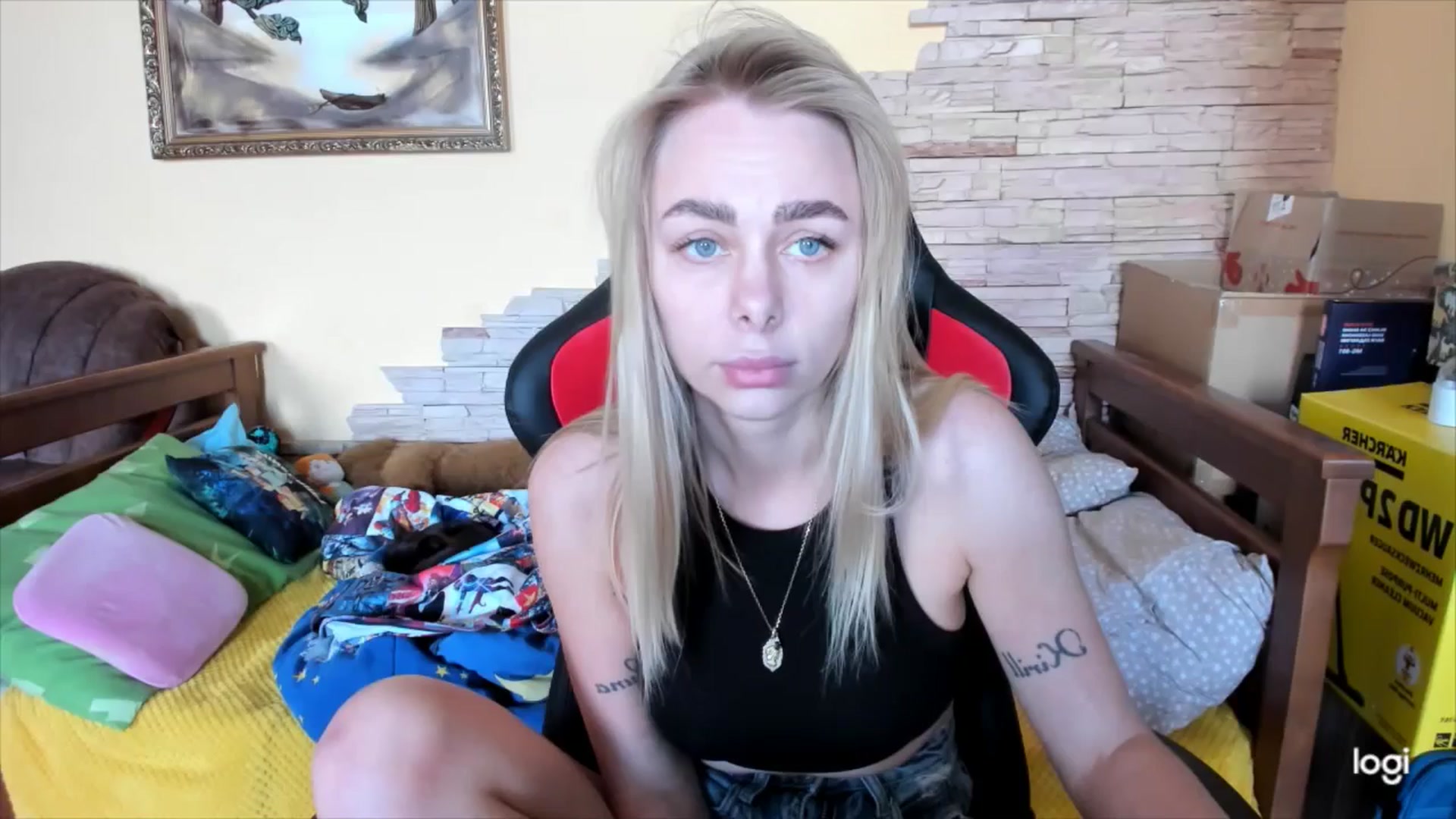 Gallery image thumbnail from YourPupsik's myfreecams stream on, 05/03/2024, 09:23 image 10 of 20