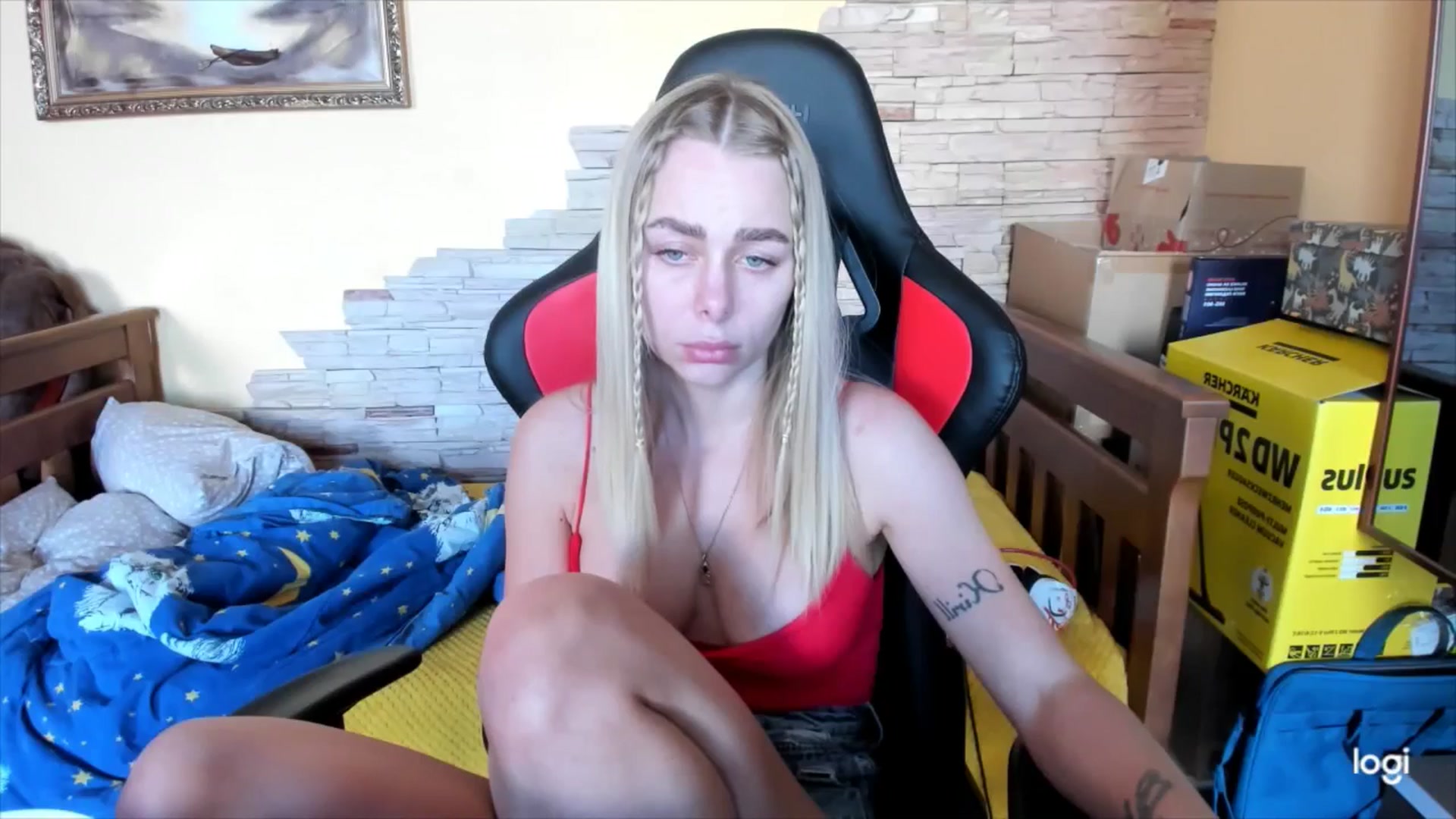Gallery image thumbnail from YourPupsik's myfreecams stream on, 05/05/2024, 09:58 image 19 of 20