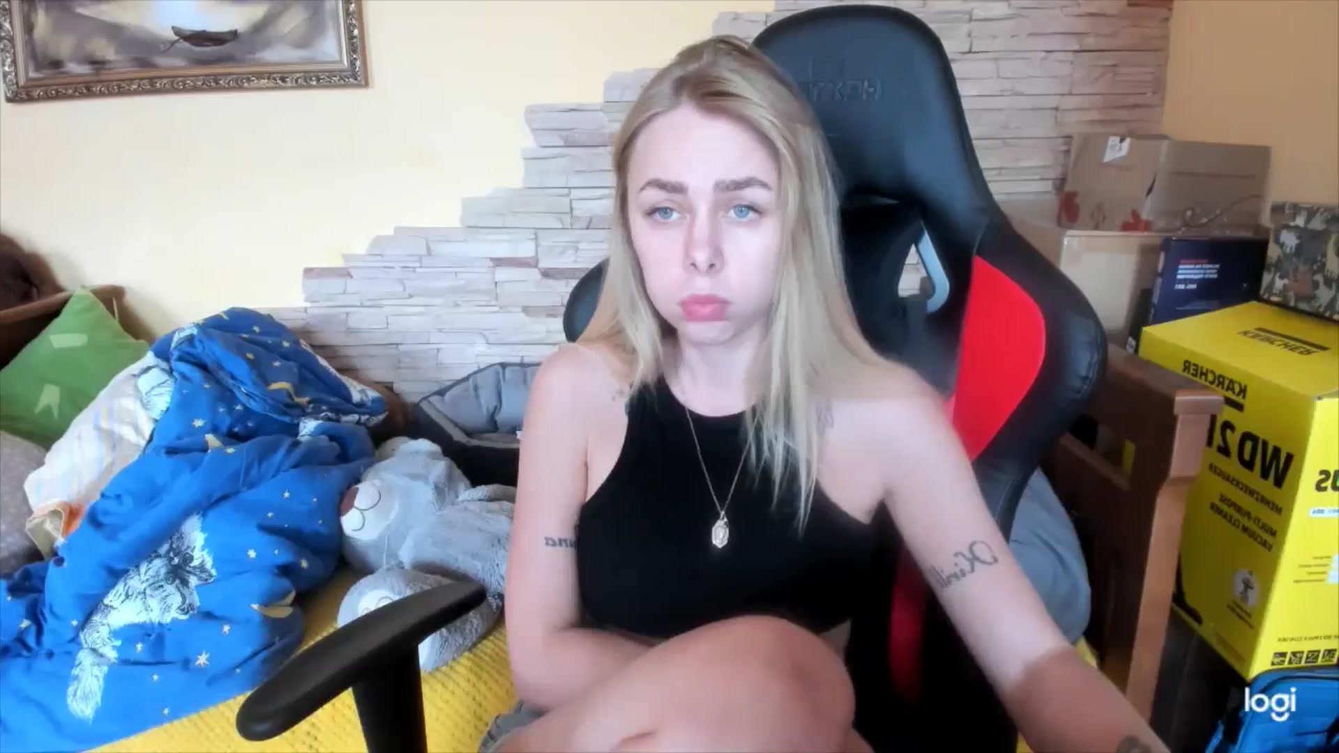 Gallery image thumbnail from YourPupsik's myfreecams stream on, 05/07/2024, 10:59 image 20 of 20