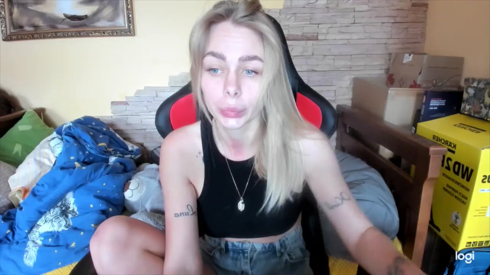 Gallery image thumbnail from YourPupsik's myfreecams stream on, 05/07/2024, 10:59 image 14 of 20
