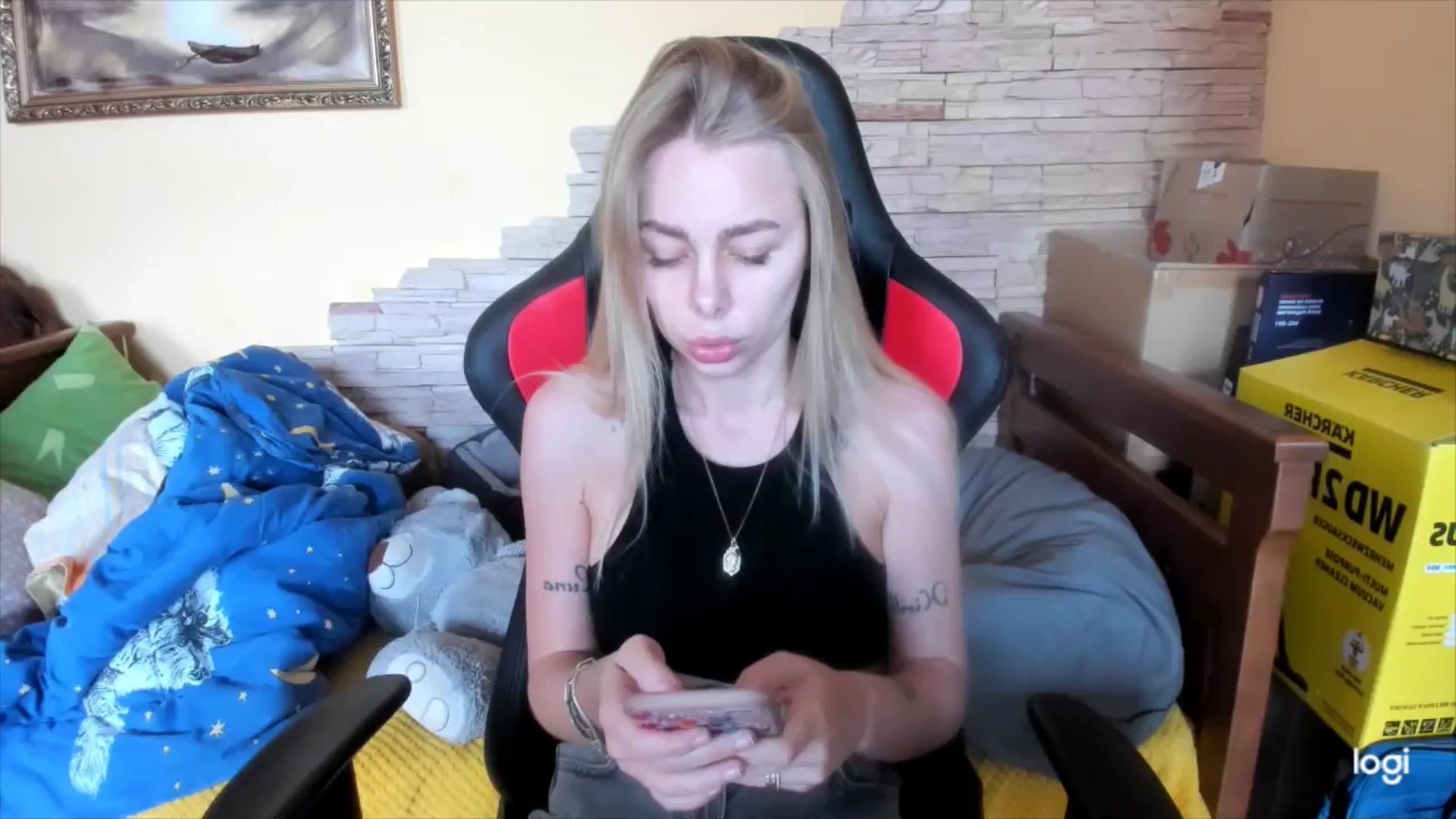 Gallery image thumbnail from YourPupsik's myfreecams stream on, 05/07/2024, 10:59 image 1 of 20