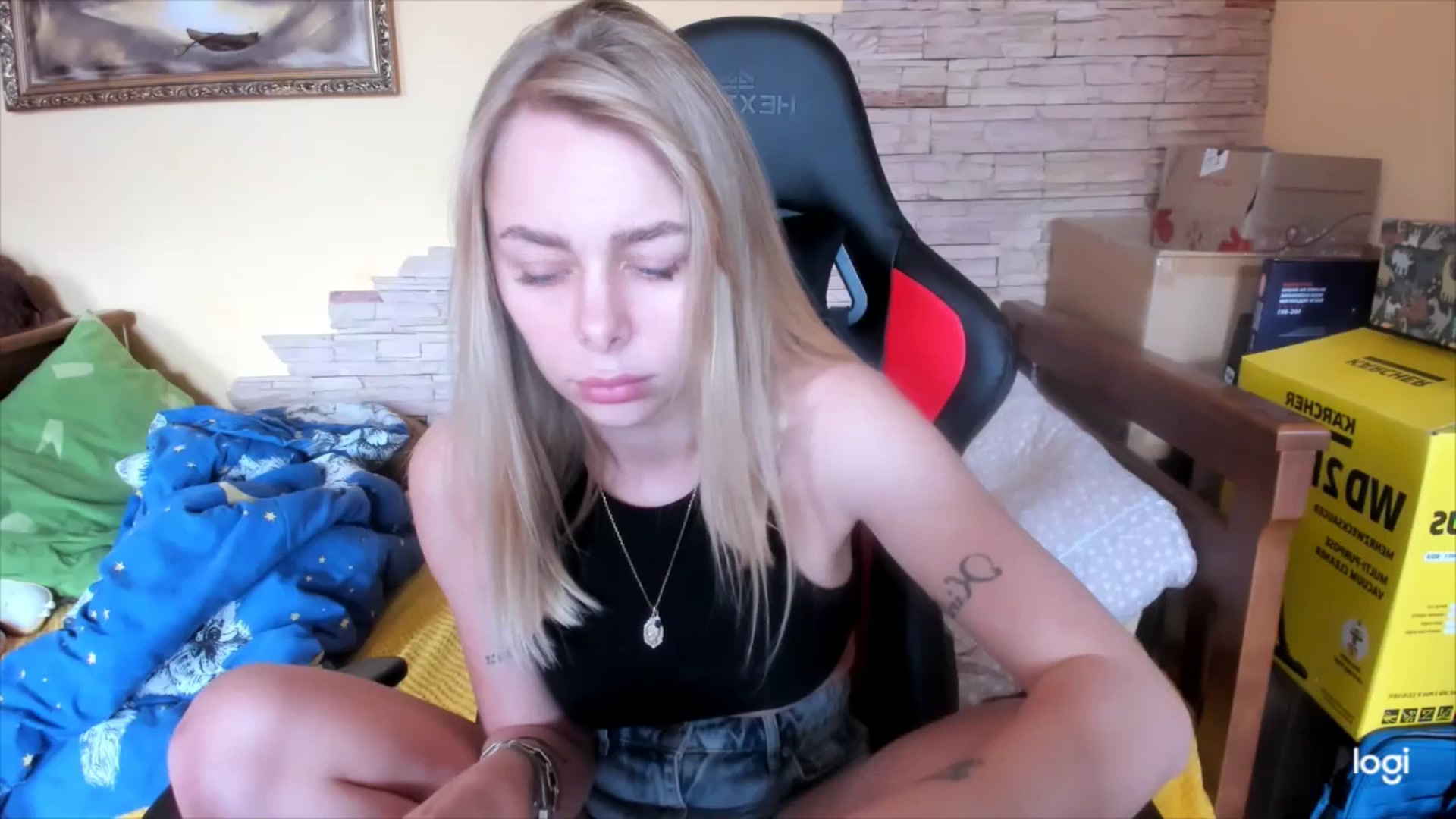 Gallery image thumbnail from YourPupsik's myfreecams stream on, 05/07/2024, 11:27 image 19 of 20