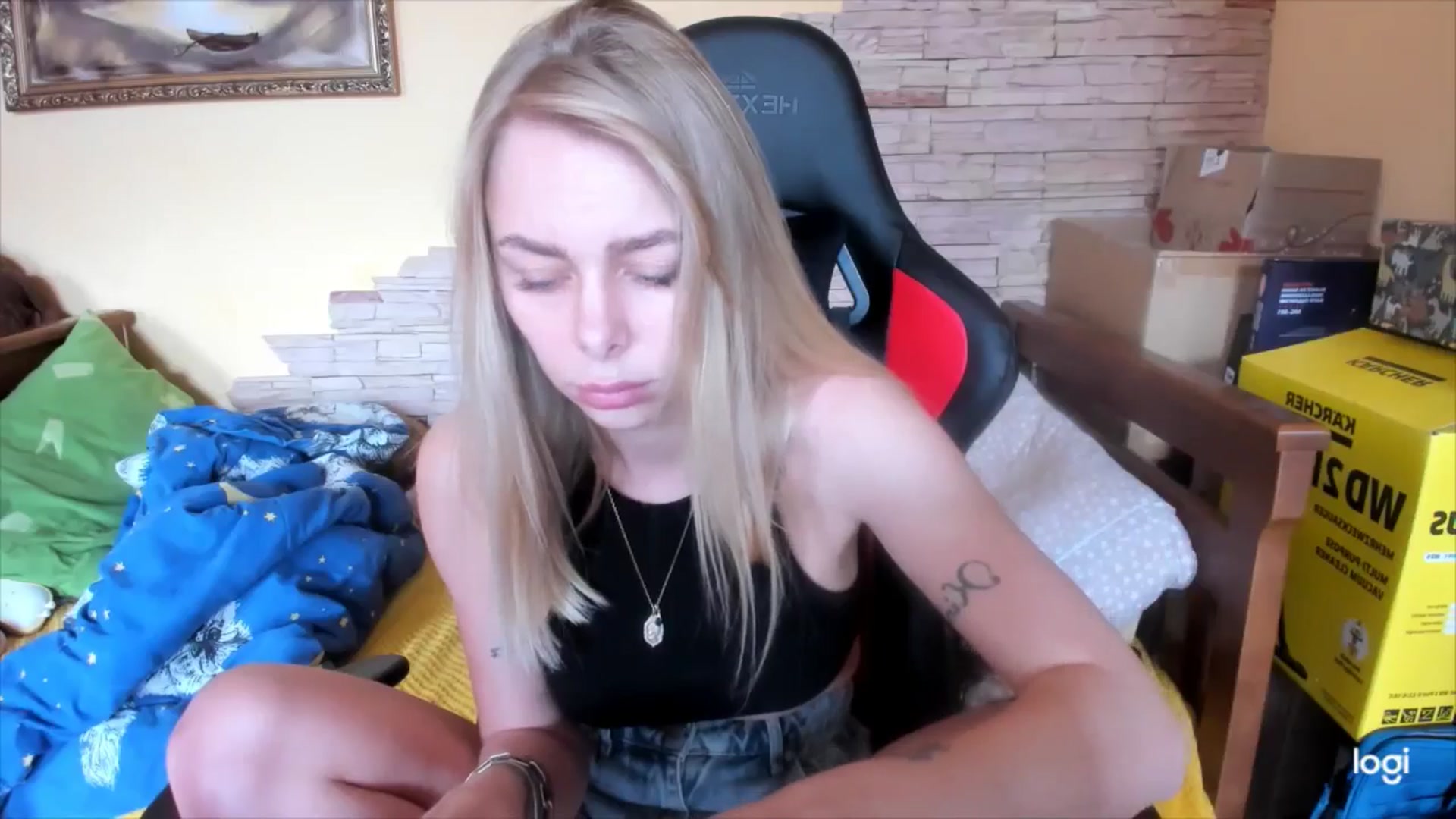 Gallery image thumbnail from YourPupsik's myfreecams stream on, 05/07/2024, 11:27 image 20 of 20