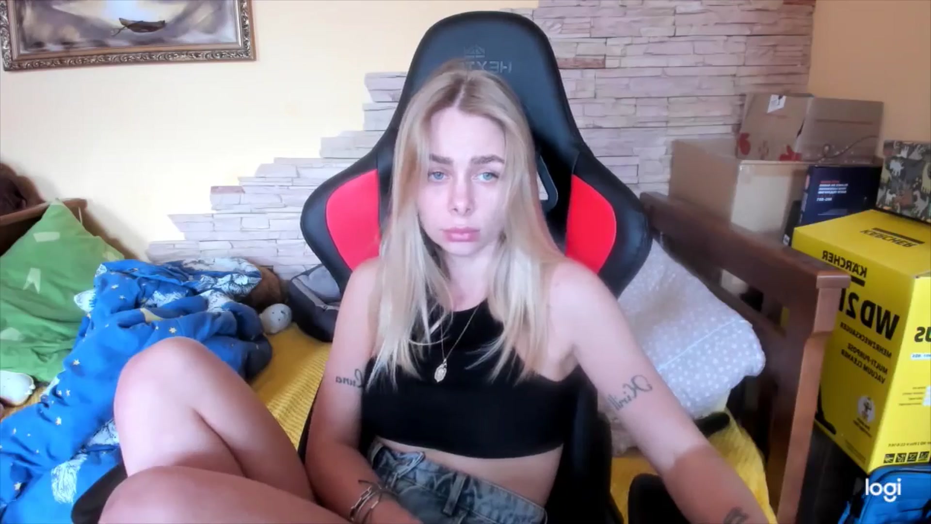Gallery image thumbnail from YourPupsik's myfreecams stream on, 05/07/2024, 11:27 image 15 of 20