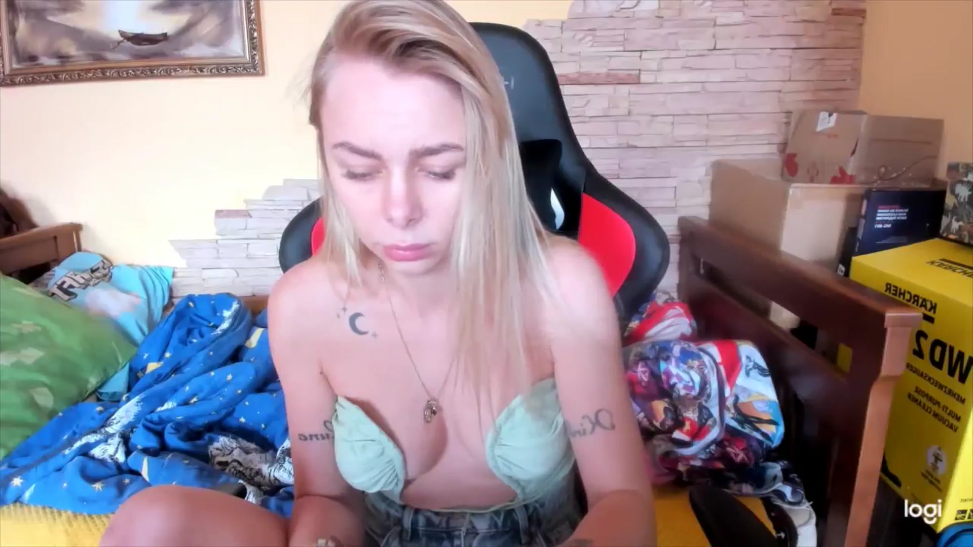 Gallery image thumbnail from YourPupsik's myfreecams stream on, 05/08/2024, 09:06 image 19 of 20