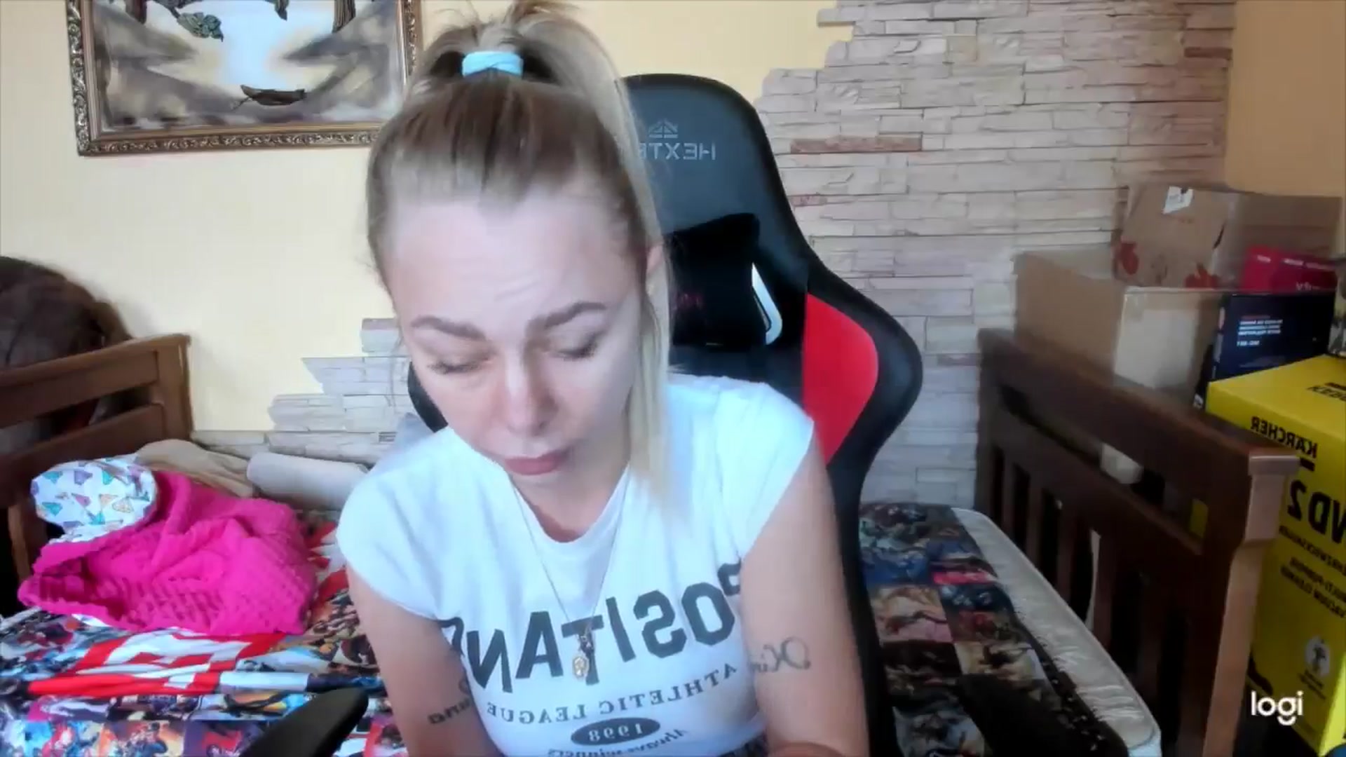 Gallery image thumbnail from YourPupsik's myfreecams stream on, 05/13/2024, 09:15 image 16 of 20