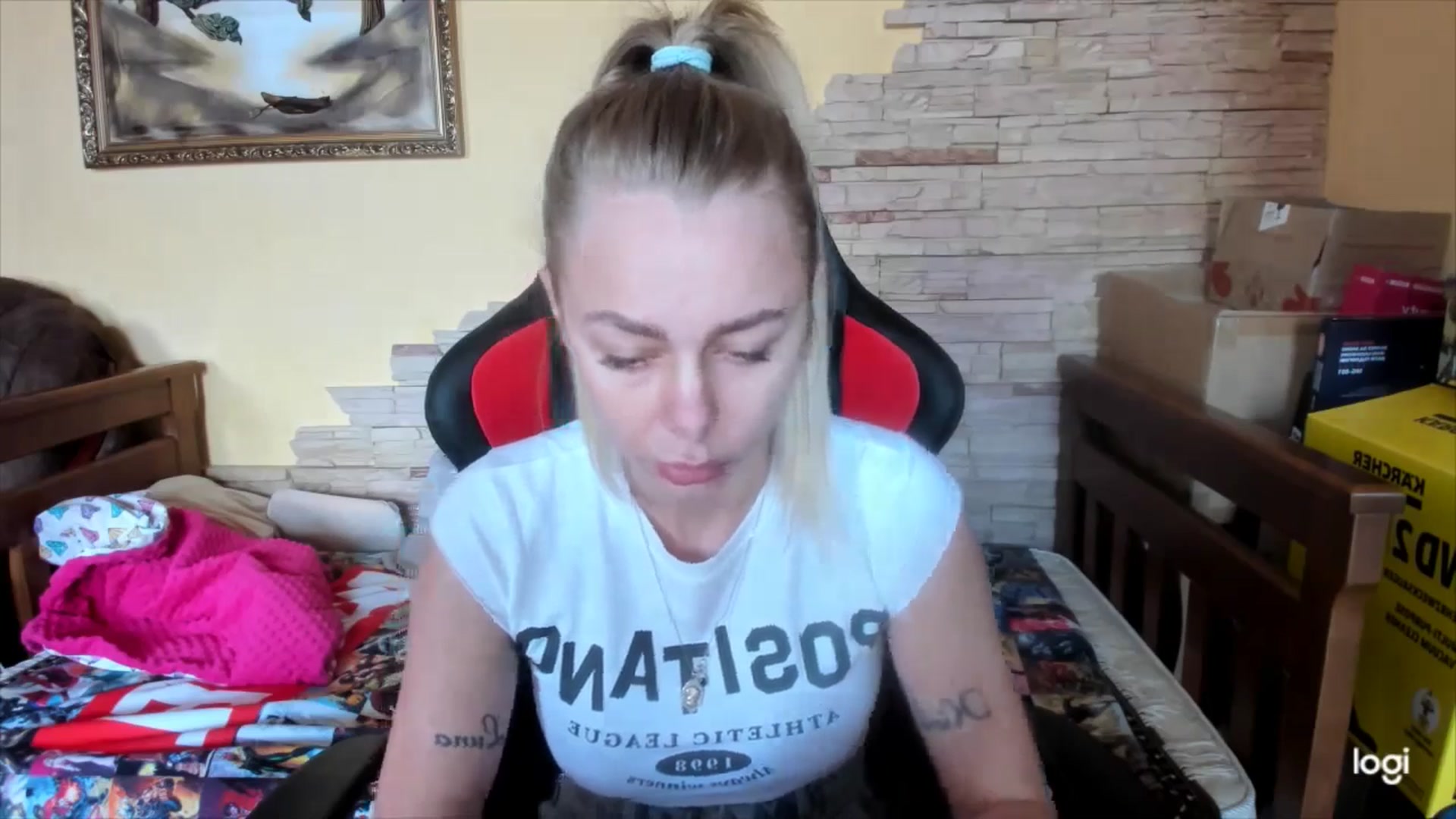 Gallery image thumbnail from YourPupsik's myfreecams stream on, 05/13/2024, 09:15 image 6 of 20