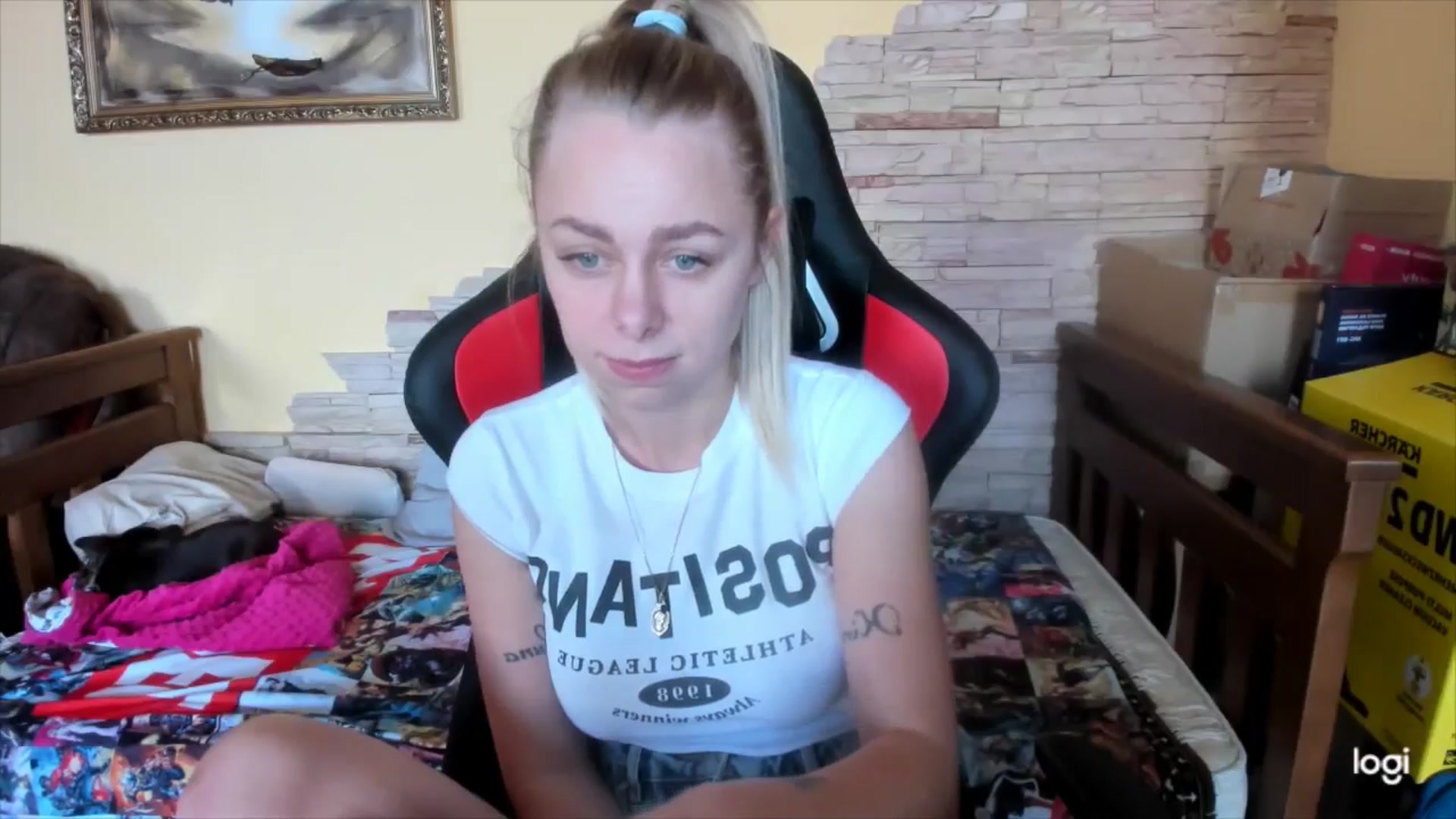 Gallery image thumbnail from YourPupsik's myfreecams stream on, 05/13/2024, 10:32 image 7 of 20