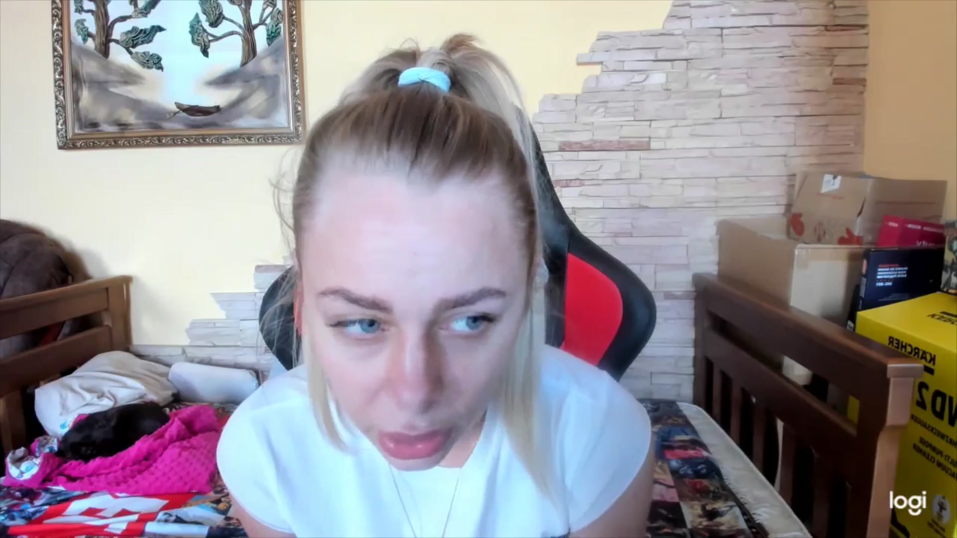 Gallery image thumbnail from YourPupsik's myfreecams stream on, 05/13/2024, 10:32 image 2 of 20