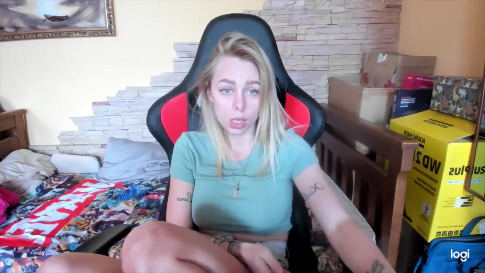 Gallery image thumbnail from YourPupsik's myfreecams stream on, 05/14/2024, 12:46 image 8 of 20